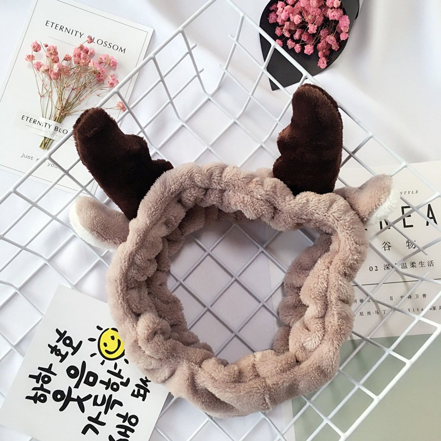 Deer Antler Spa Headband for Women Girls Washing Face Headbands Make Up Heads Bands for Women Soft Coral Fleece Stretchy Hair Bands for Skin Care Christmas Elk Headband Gift