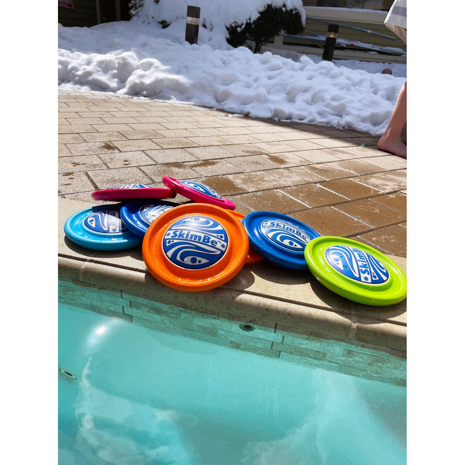 SkimBe Disc Snow and Winter Toy - Skips, Skims, Slides, and Jumps! Ideal for Snow, Gardens, Ice, and Pools - Enjoy Thrilling Moments for Kids, Adults, and Families! (Light Blue)