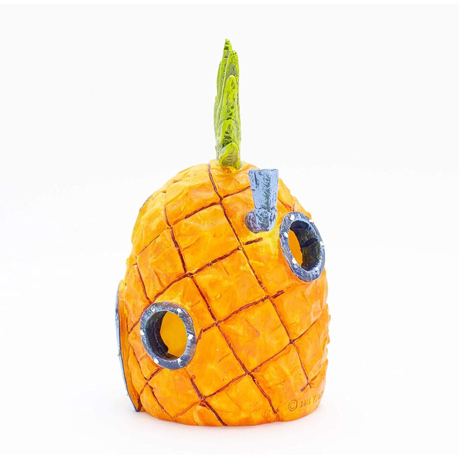 Penn-Plax (SBR10EO Spongebob Squarepants Officially Licensed Aquarium Ornament – Spongebob’s Pineapple House – Medium