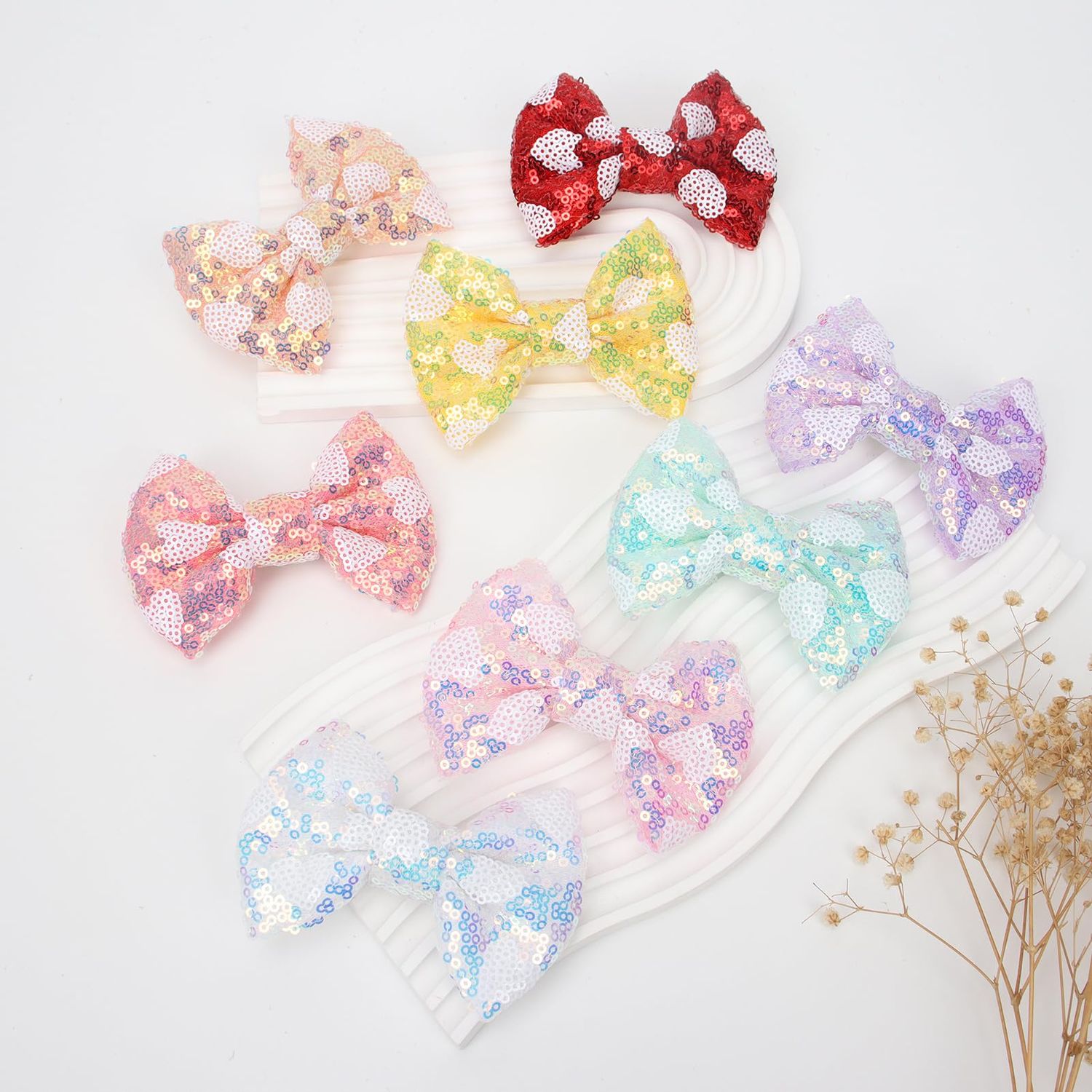 ZOLYCO Sparkling 4 Inch Glitter Heart Hair Bows Clips Sequin Bow Alligator Clips Hair Accessories for Girls, Teens, Toddlers（Red）
