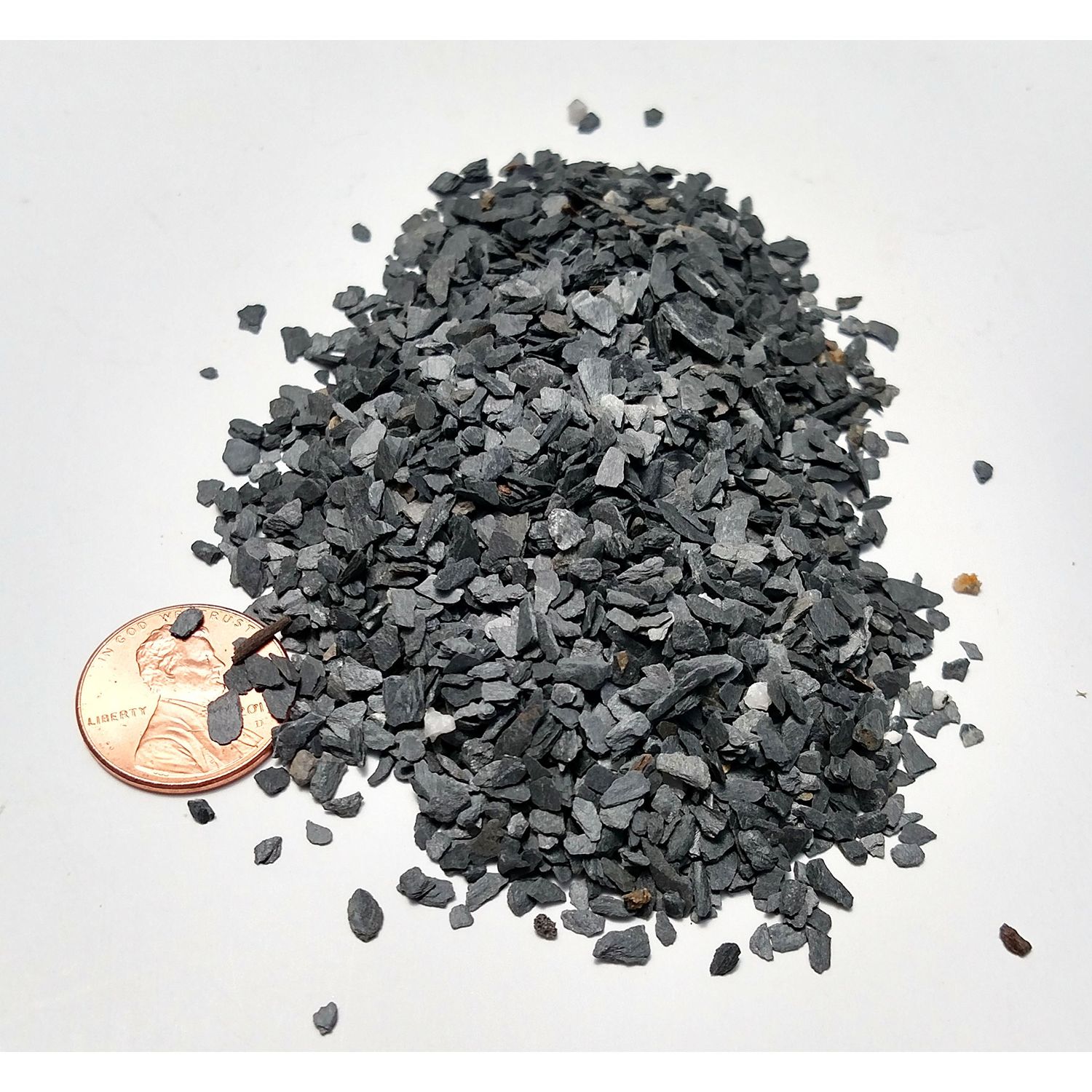 Natural Slate Stone - Less Than 1/8 inch Slate Gravel for Miniature or Fairy Garden, Aquarium, Model Railroad & Wargaming 8oz