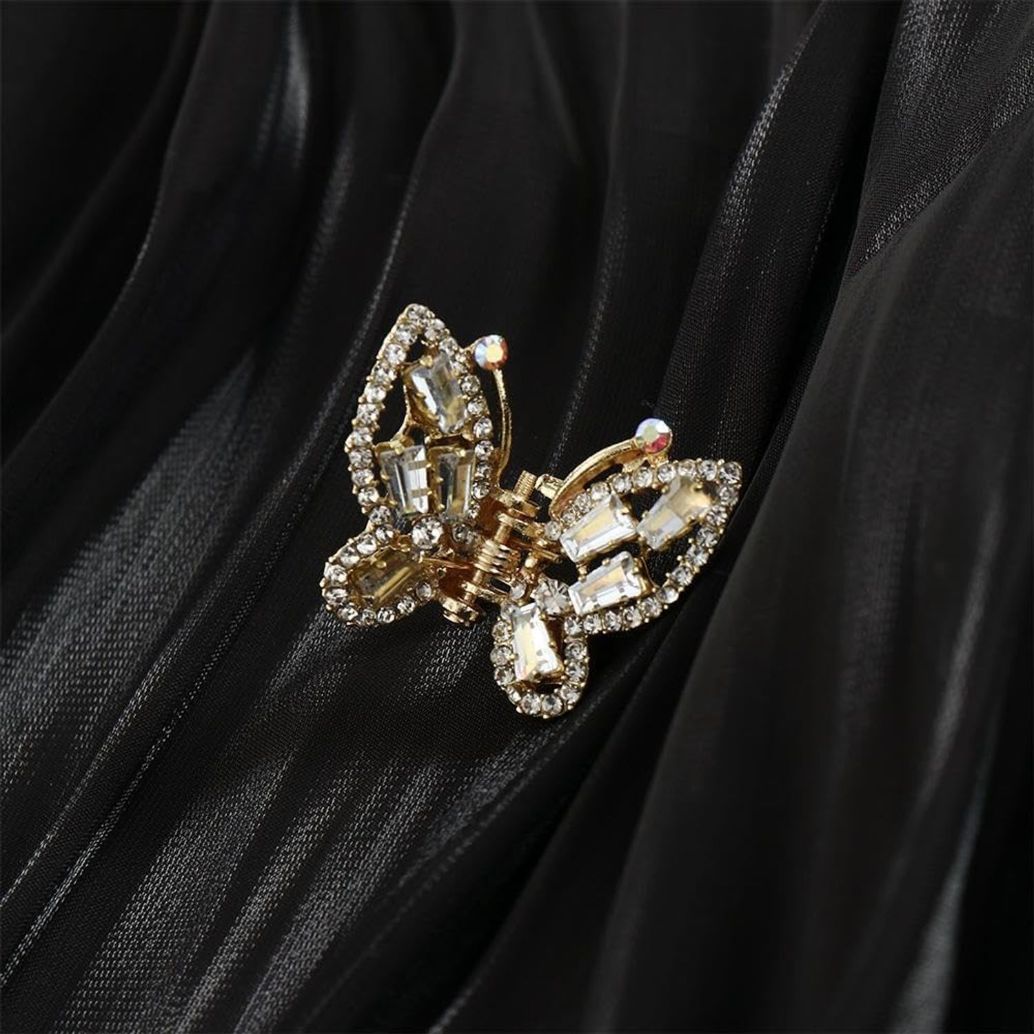 Gold Butterfly Hair Claw Transparent Elegant Hair Accessories Rhinestone Korean Sweet Girl Pearl Hair Clip，Clips and Barrettes