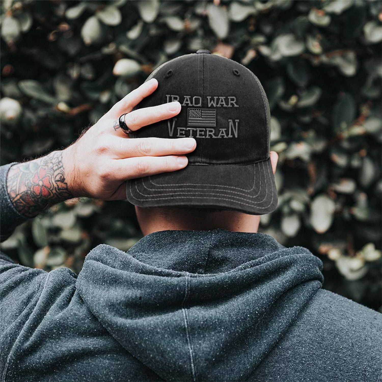 Richardson Trucker Mesh Hat American Veteran Iraq War B Embroidery Cotton Dad Hats for Men & Women Snapback Black Charcoal