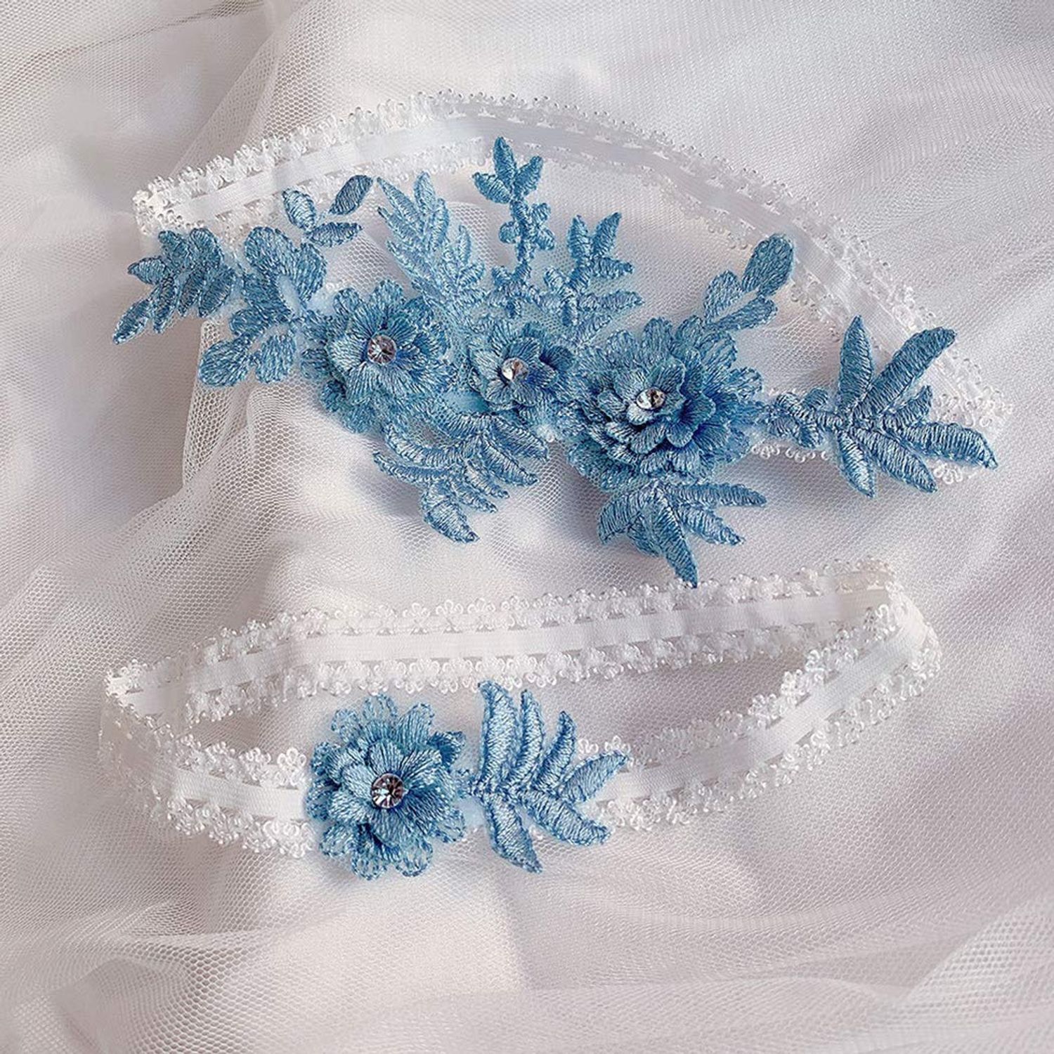 Wedding Garters for Bride Lace Bridal Garter Belt Set with Floral Stretchy Blue Garter