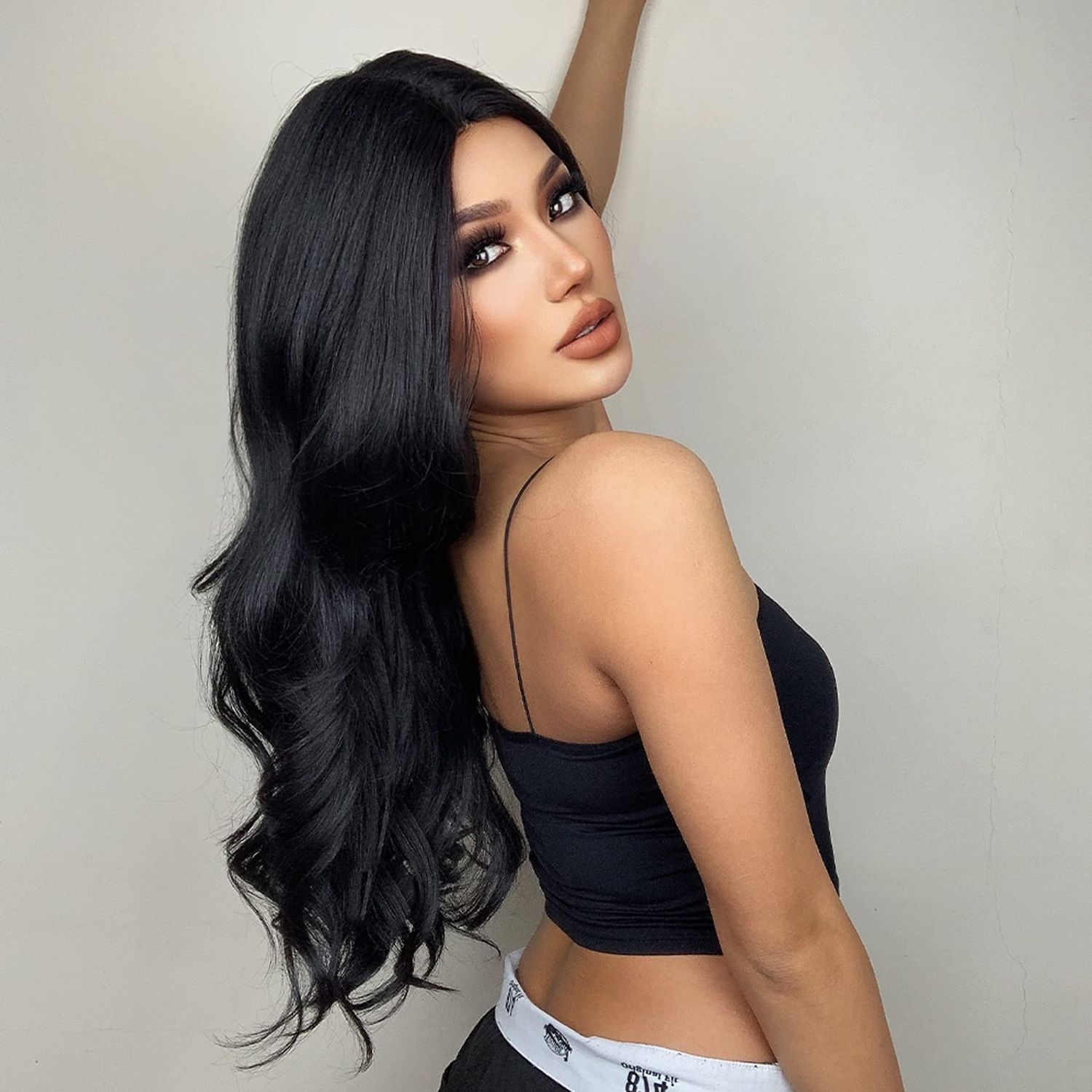 PATTNIUM Black Wig for Women Long Wavy Black Wigs Black Hair Wigs Long Curly Middle Part Black Wigs Heat Resistant Synthetic Wig (Black)