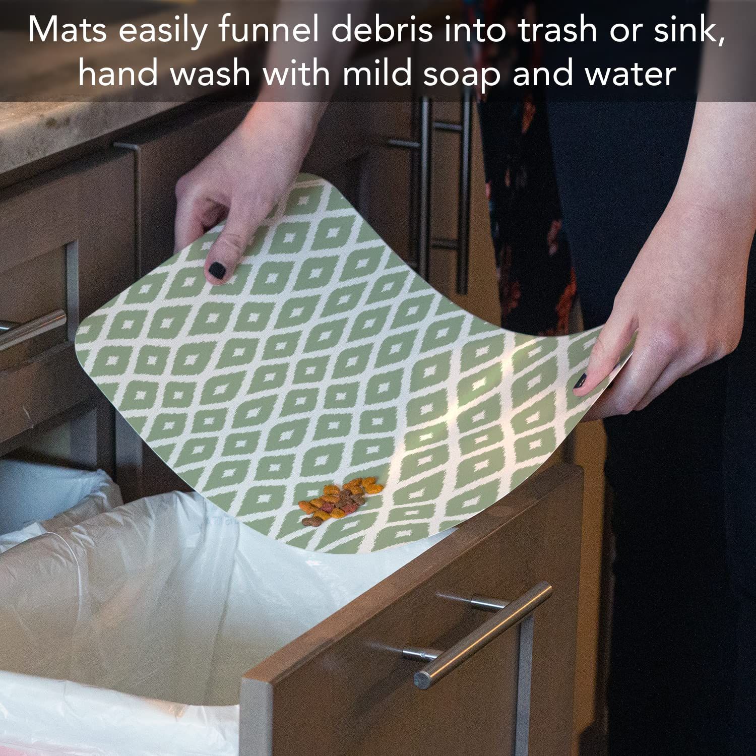 CounterArt Ogee Easy Care Waterproof Pet Placemat 17.13” x 11.25” Made in The USA of BPA Free Plastic, Safe for Pets, Protects Floors from Cat & Dog Bowls