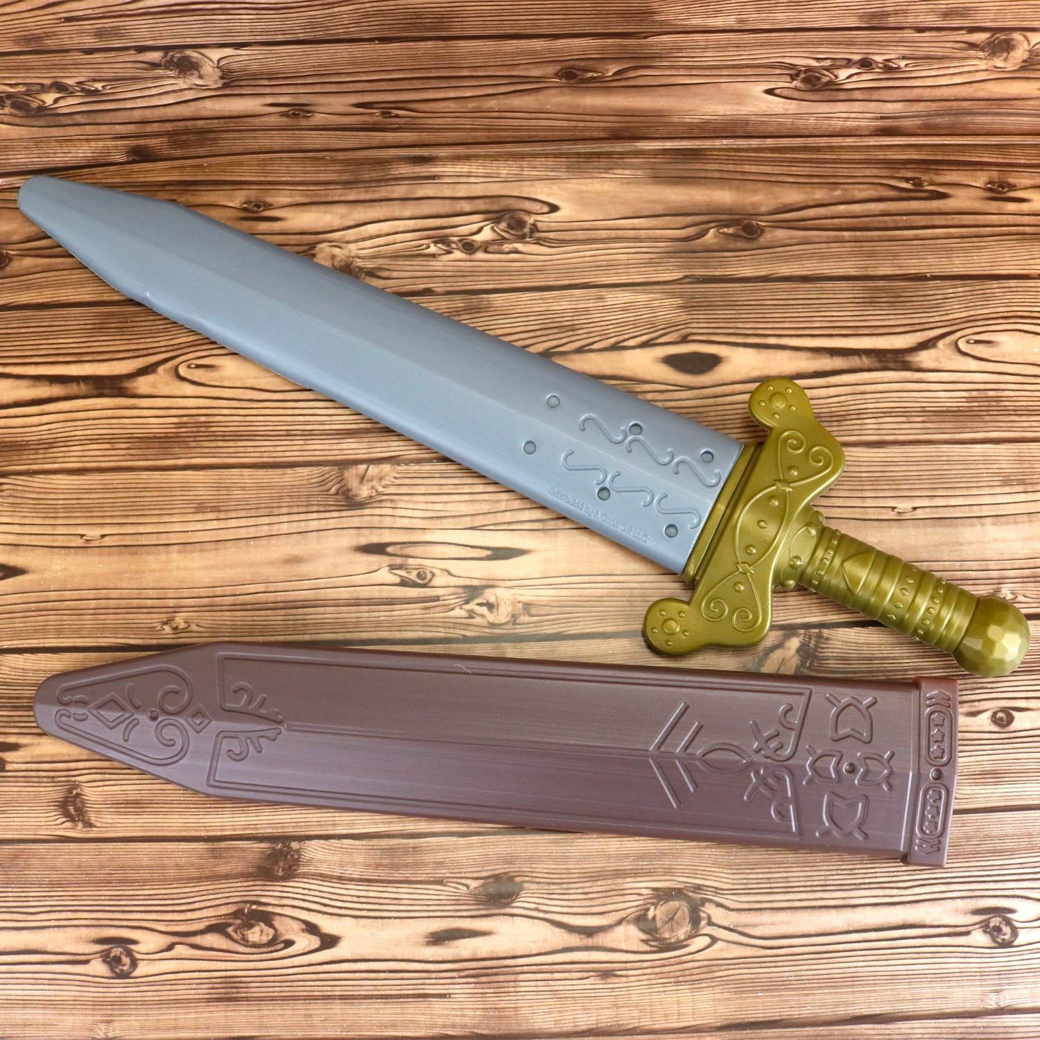 GiftExpress 19" Plastic Toy Roman Sword with Sheath for Pretend Play, Knight Costume Accessory, Roman Warrior Costume Accessory, Dagger Nordic Viking Costume Accessory