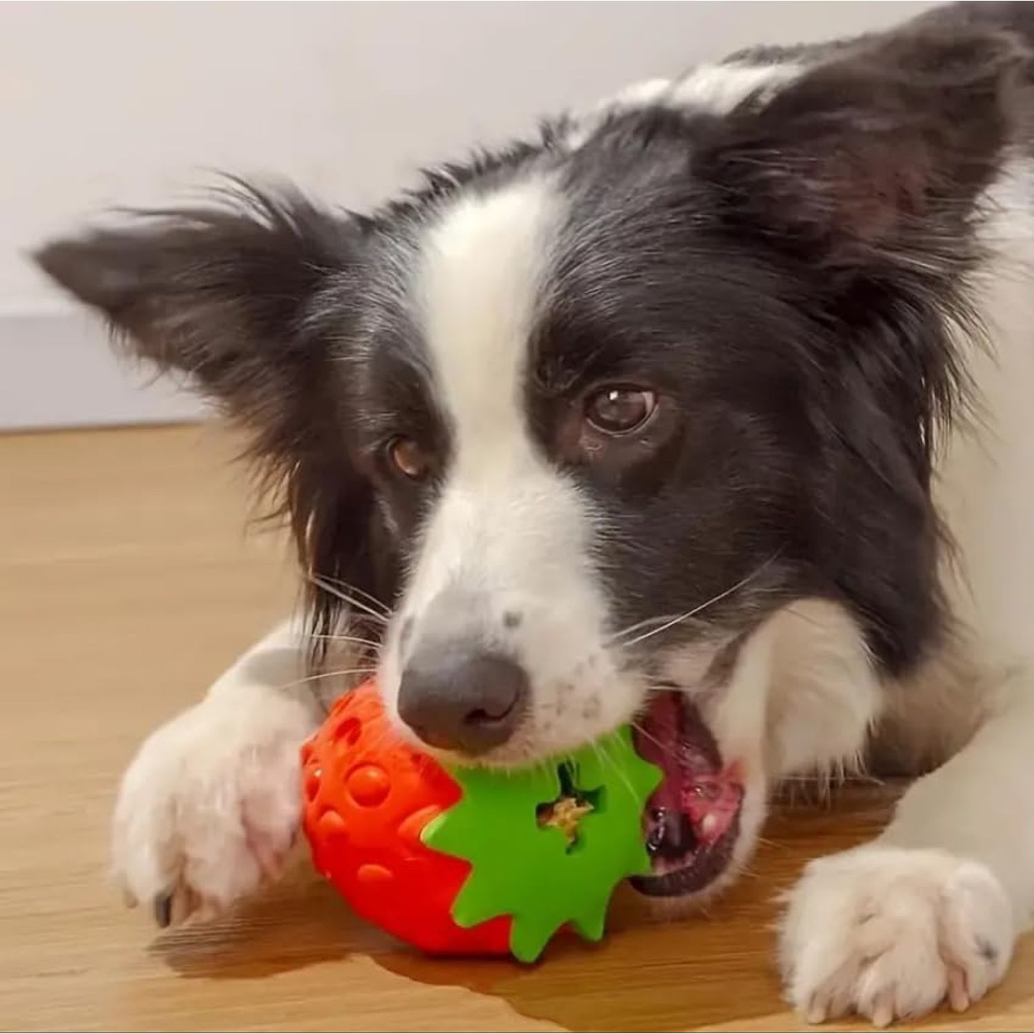 Strawberry-Shaped Dog Treat Dispensing Toy – Scented and Interactive Chew Toy for Dogs, Pigs, and Other Pets