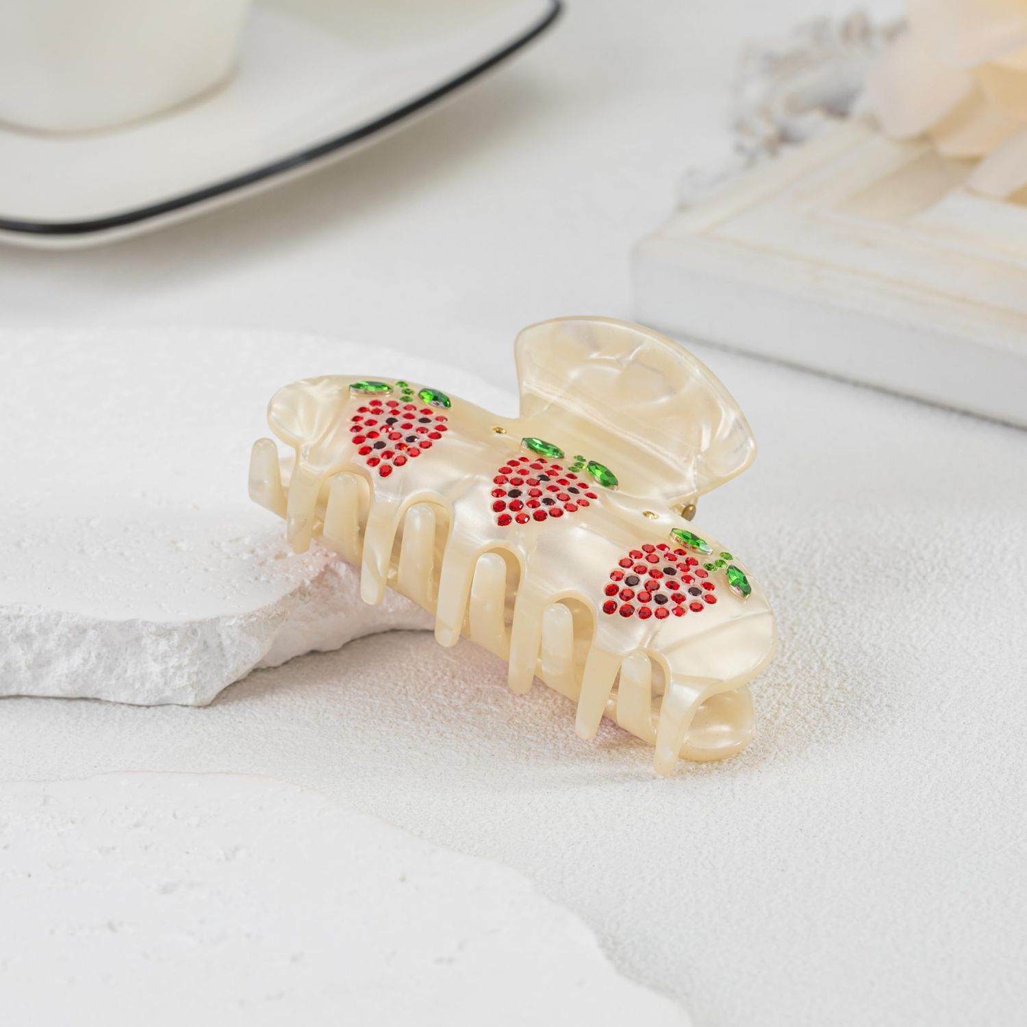 Acrylic Hair Clips Claws For Women With The Rhinestone Pattern In Red strawberry Shape Acetate Hair Clip For Thick Hair clips(strawberry,white)
