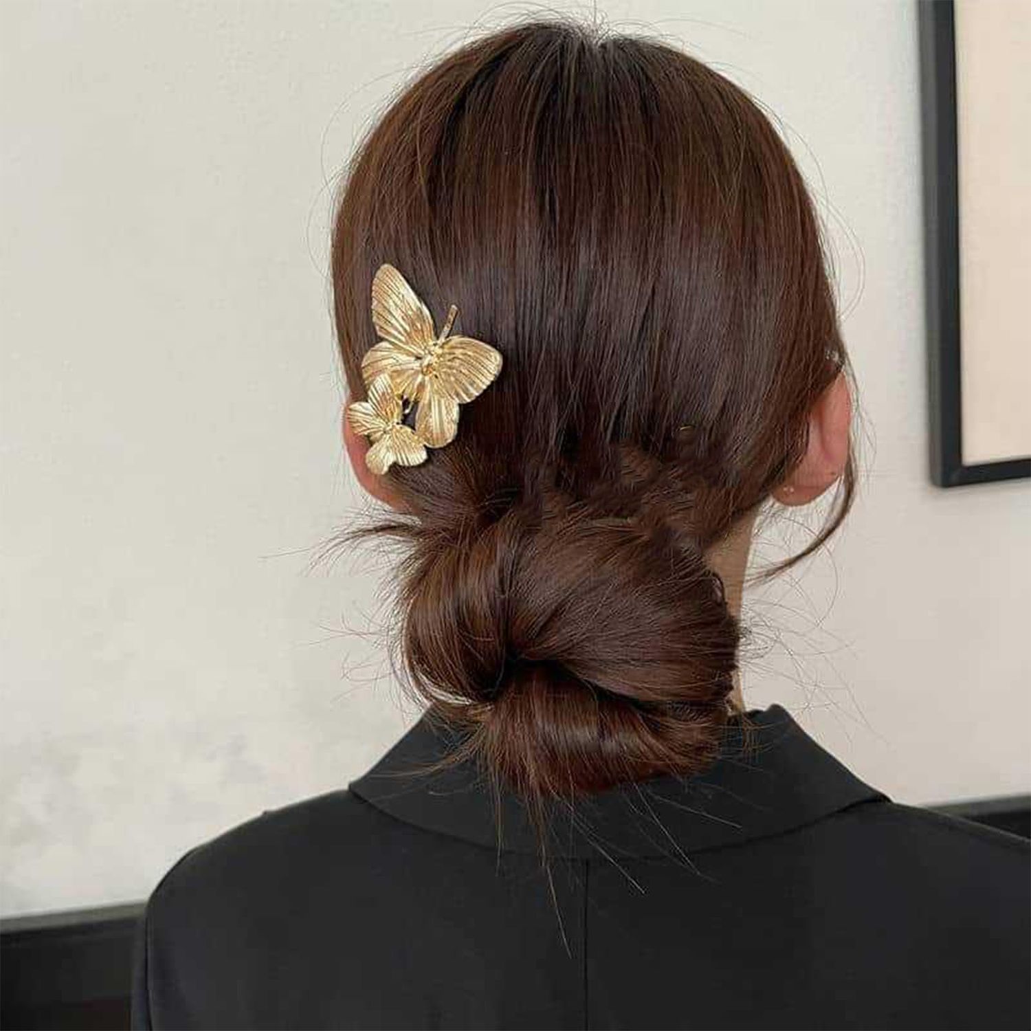 Glitter Gold Big Butterfly Hair Clips - 2Pcs French Elegent Gold Butterfly Bobby Pins Butterfly Clips Pearl Bride Wedding Hair Pins Bridal Hair Accessories for Girls Teens Women Gifts