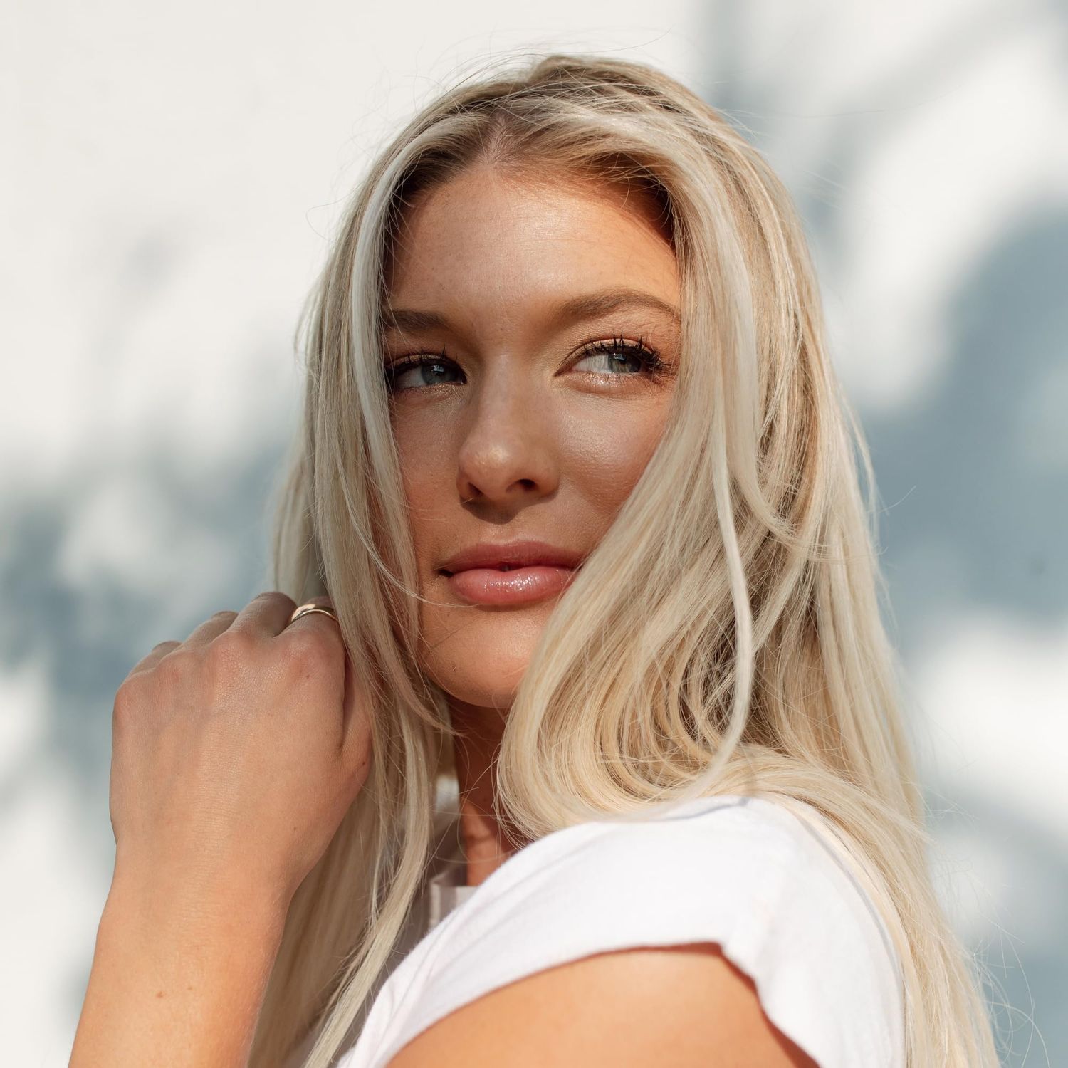 Diva Hair Extensions 100% Real European Human Hair Keratin Bond Extensions 20" Rooted Blonde #10/20