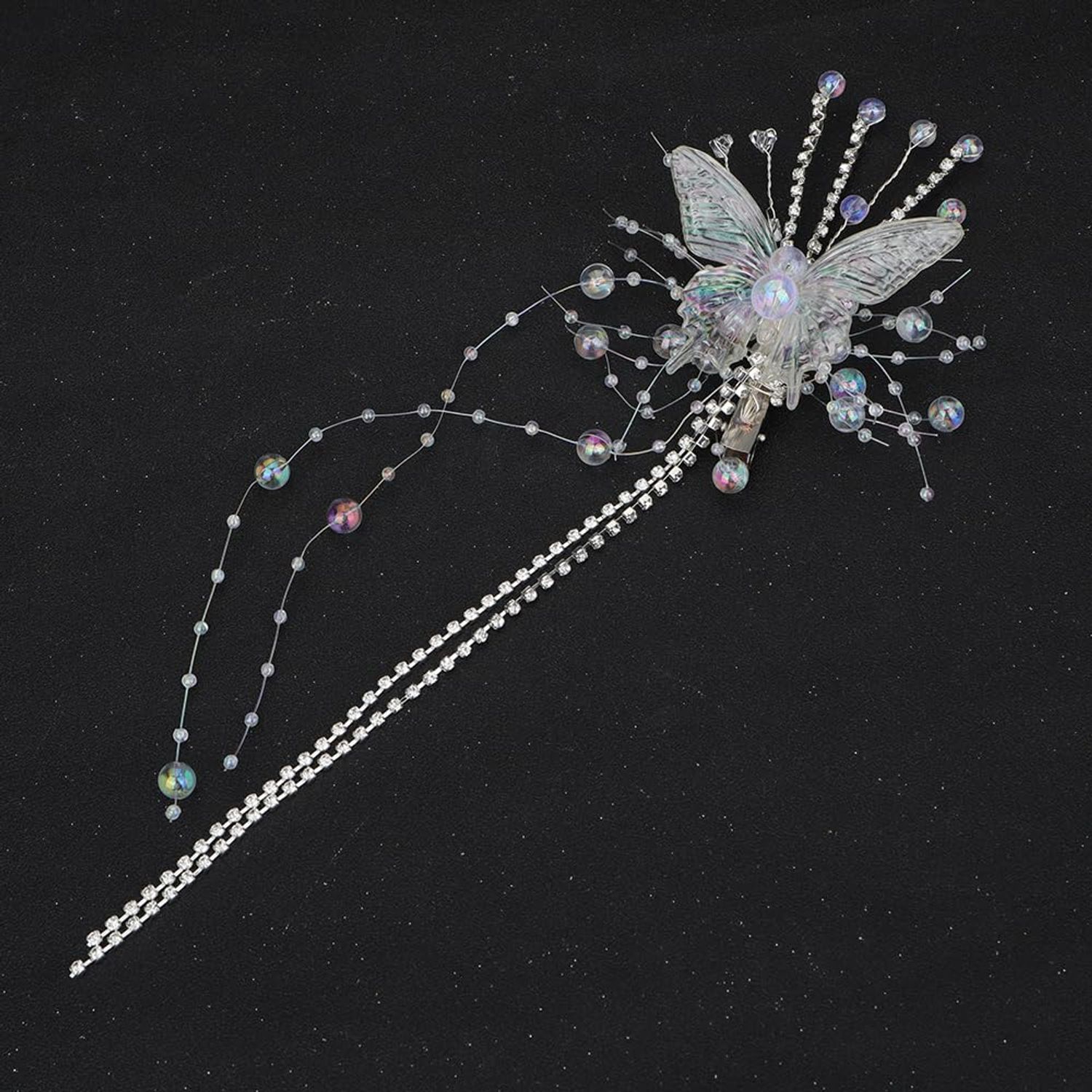 Wiwpar Crystal Long Tassel Hair Clip Moving Butterfly Hair Clips Long Tassel Hair Claw Clips Rhinestone Butterfly Hair Barrettes Cute Hairpins Decorative Hair Accessories for Women Girls (1pack)