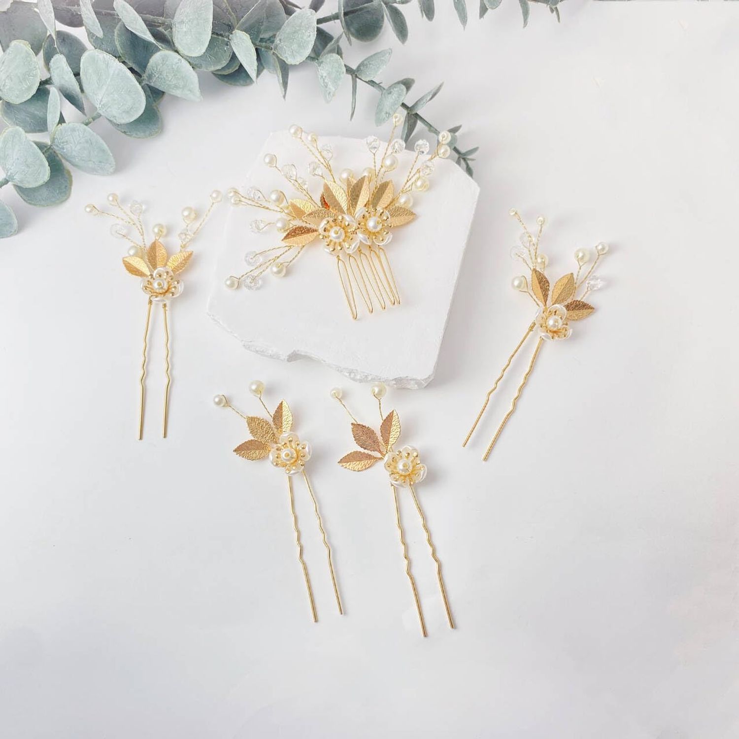 CASOLVX 5 Pieces Gold Leaf Hair Pins Bride Hair Clips Headpiece Flower Pearl Hair Forks Classic Wedding Hair Accessories for Women, Brides and Bridesmaids