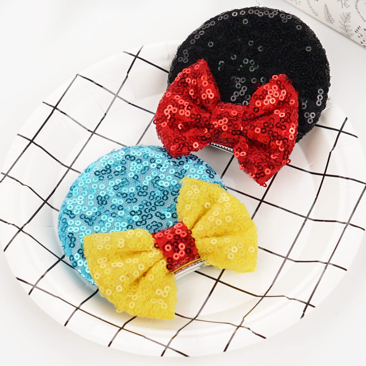 8PCS Sequin Mouse Mickey Ears Hair Clips Glitter Hair Bows Cute Miniie Mice Ears Clips Barrettes for Women Girls Hair Accessories for Costume Party Favor Halloween Christmas Decoration