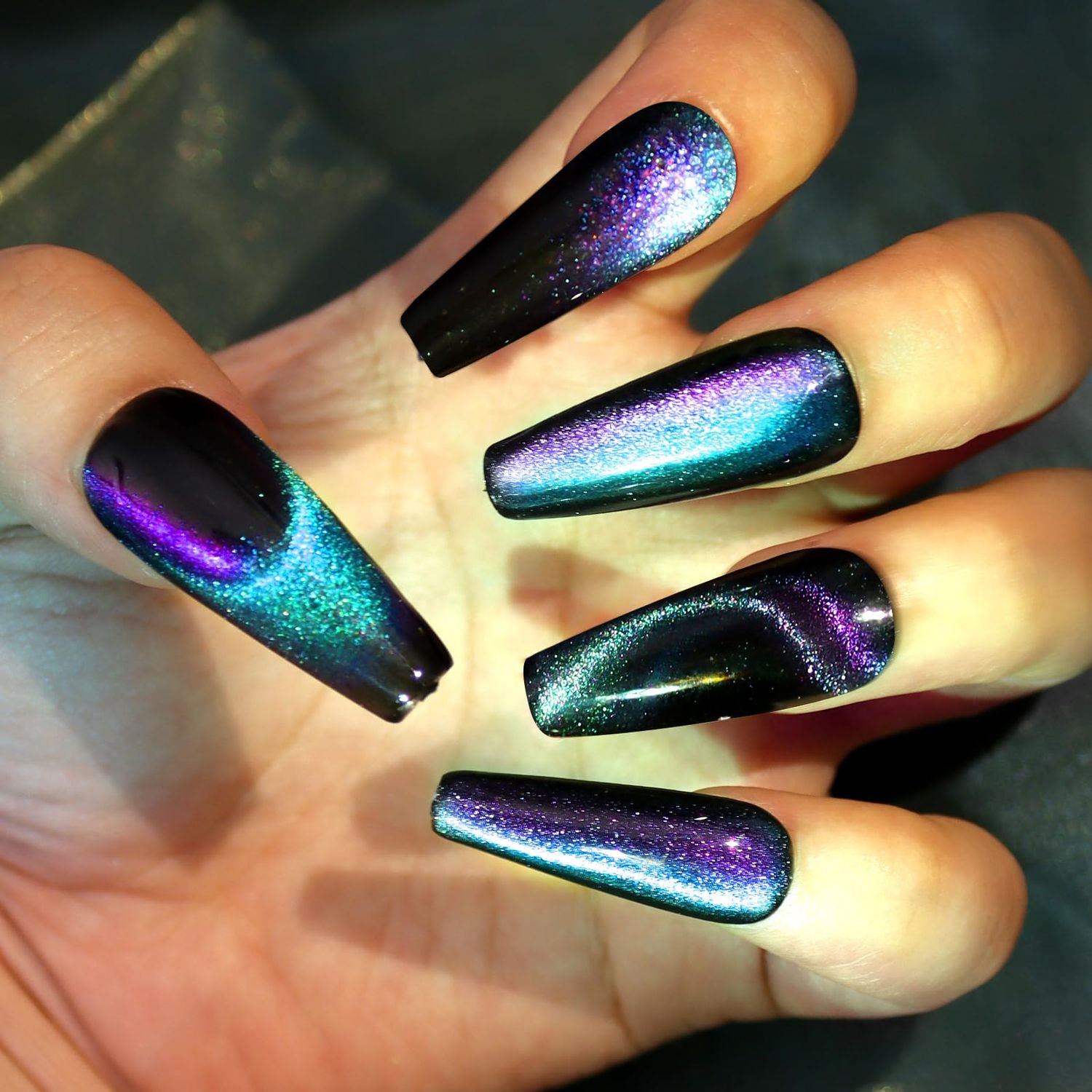 Allstarry 9D Cat Eye Gel Nail Polish, 15ml/0.5fl oz Chameleon Magnetic Gel Polish UV LED Curing Soak Off Home DIY Nail Salon Manicure Kit with Magnet for Shimmer Velvet Nail Art - Starry Sky