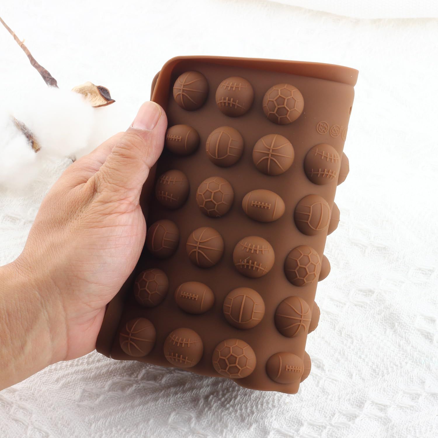 YIMINGMOLD Mini Sport Balls Silicone Candy Molds Gummy Balls Mold Soccer Basketball Rugby Silicone Molds For Dog Treat