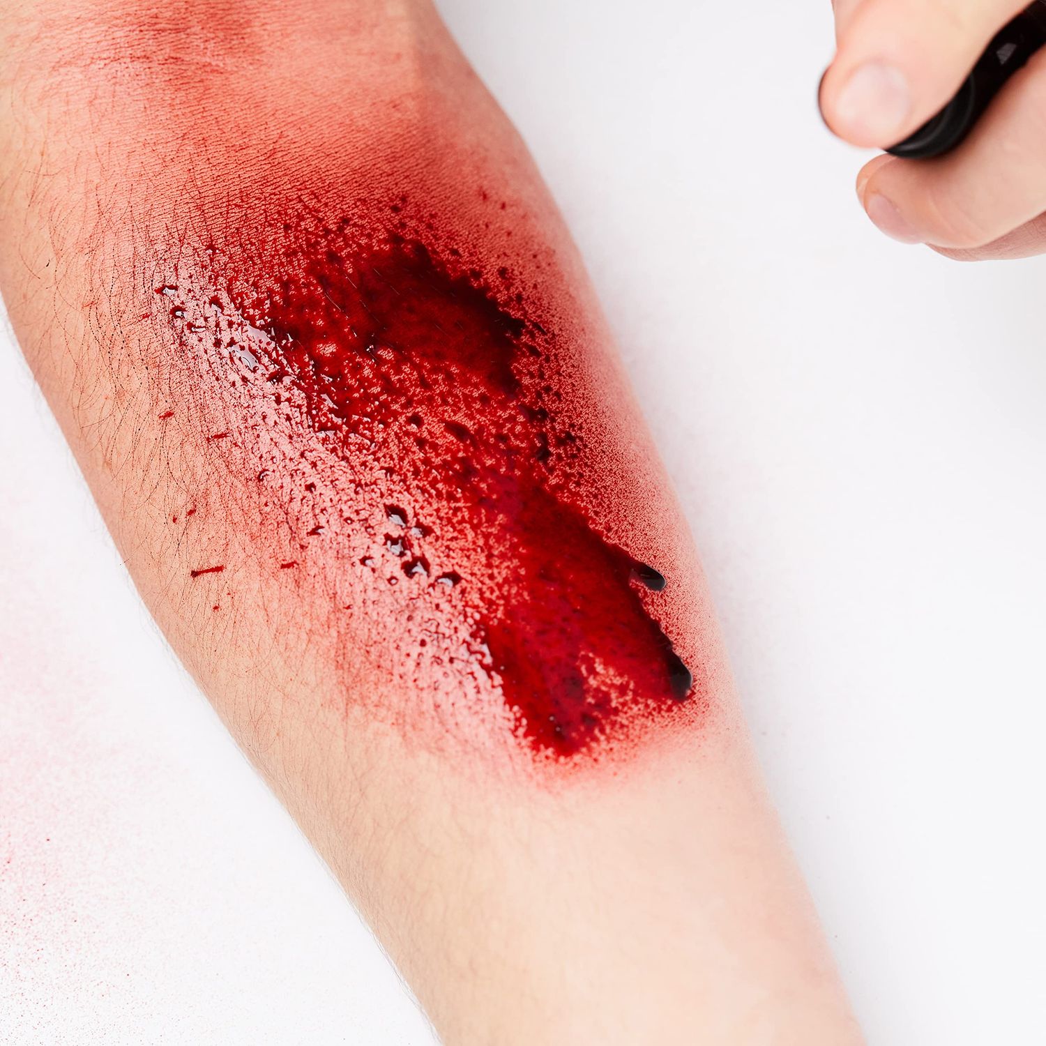 Pro FX Fake Blood Spray by Moon Terror | 60ml | SFX Make up for Halloween Vampire Zombie Theatre | Special Effects Make up