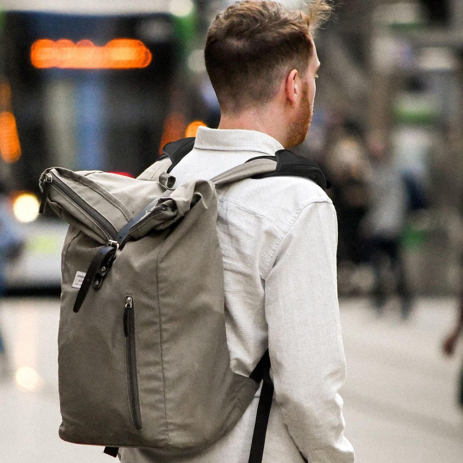 Universal Shoulder Strap Pad with Extra Thick Air Cushion, Breathable Backpack Pad with Pocket, Anti-Slip Car Seatbelt Shoulder Pad, Suitable for Computer bag,Camera,Duffel, Guitar, Backpacks