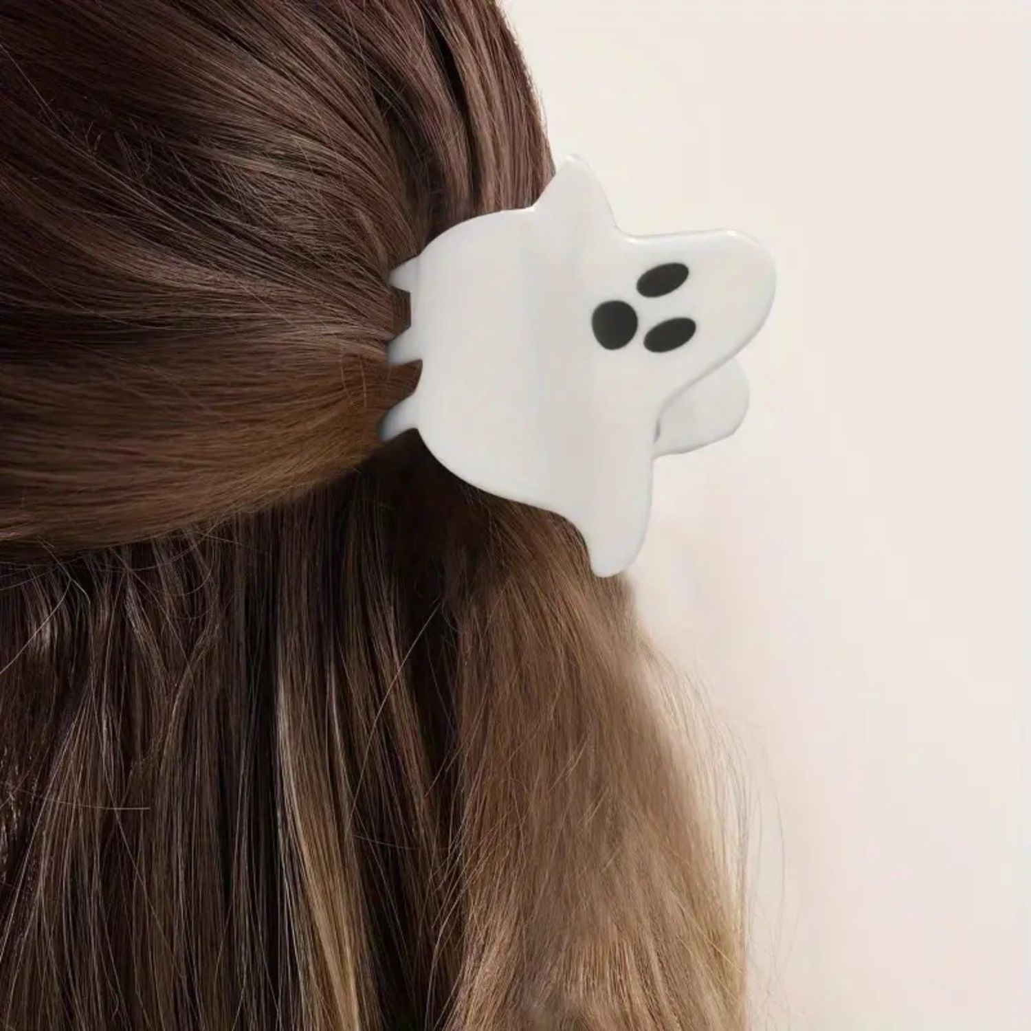 Halloween Hair Clips Cute Ghost Hair Claw Clips Non-Slip White Ghost Hair Jaw Clips Funny Halloween Hair Decoration Accessories for Women Girls Halloween Cosplay Hair Styling, 1PCS
