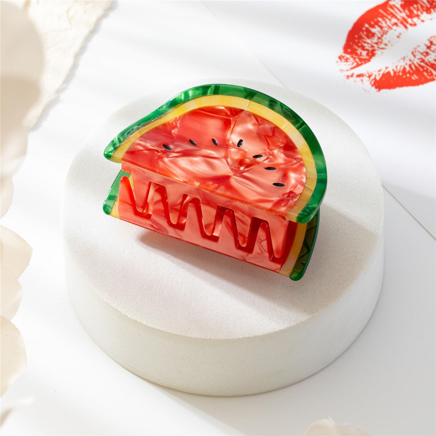 Fruit Watermelon Shaped Hair Claw Clip Fashion Summer Beach Medium Hair claw clips Strong Hold Hair Jaw Barrettes Hairpins Hair Ponytail Holder Decor Accessories for Women Girls Thin Thick Curly Fine