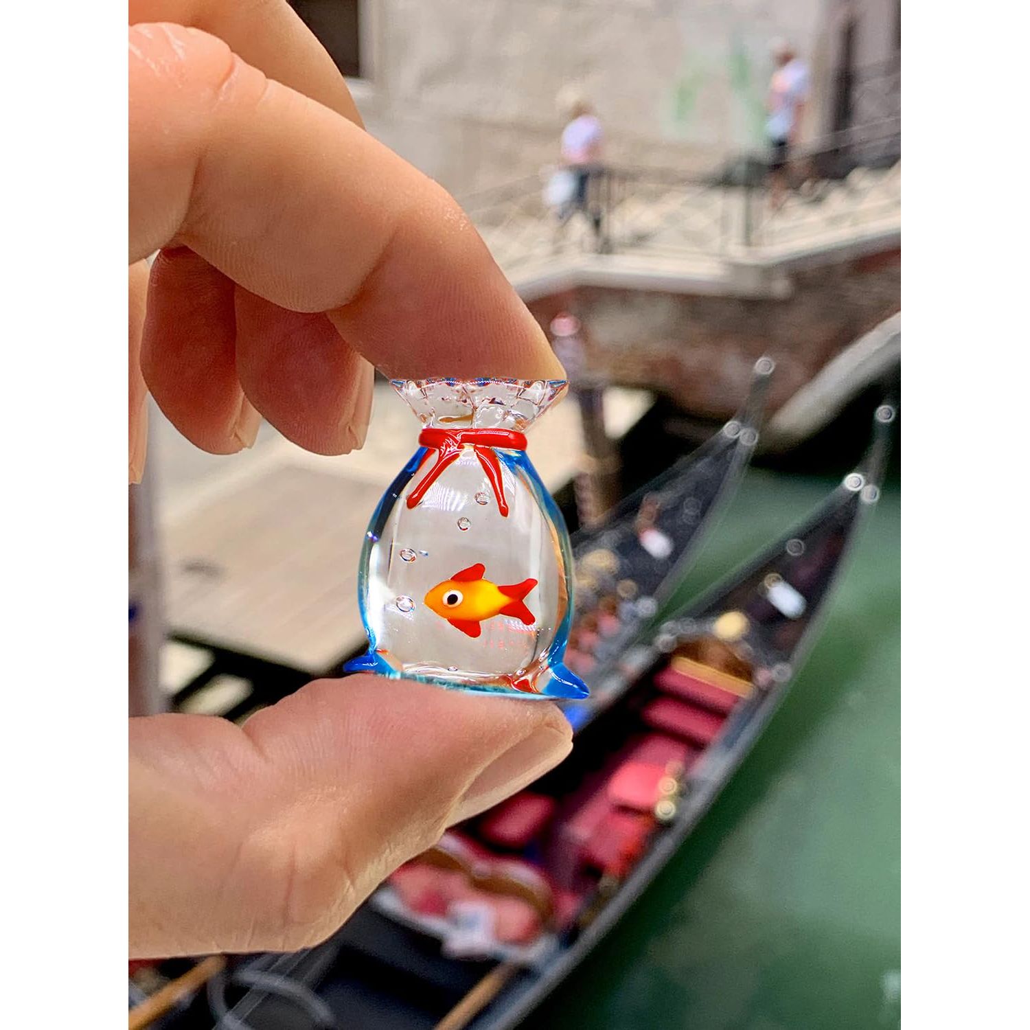 Miniature Glass Goldfish, Tiny Goldfish in a Bag, Dollhouse Glass Goldfish Figurine, for Aquarium Fish Glass Ornament, Dollhouse Miniature DIY, Seaworld, Ocean Lover (1PCS)