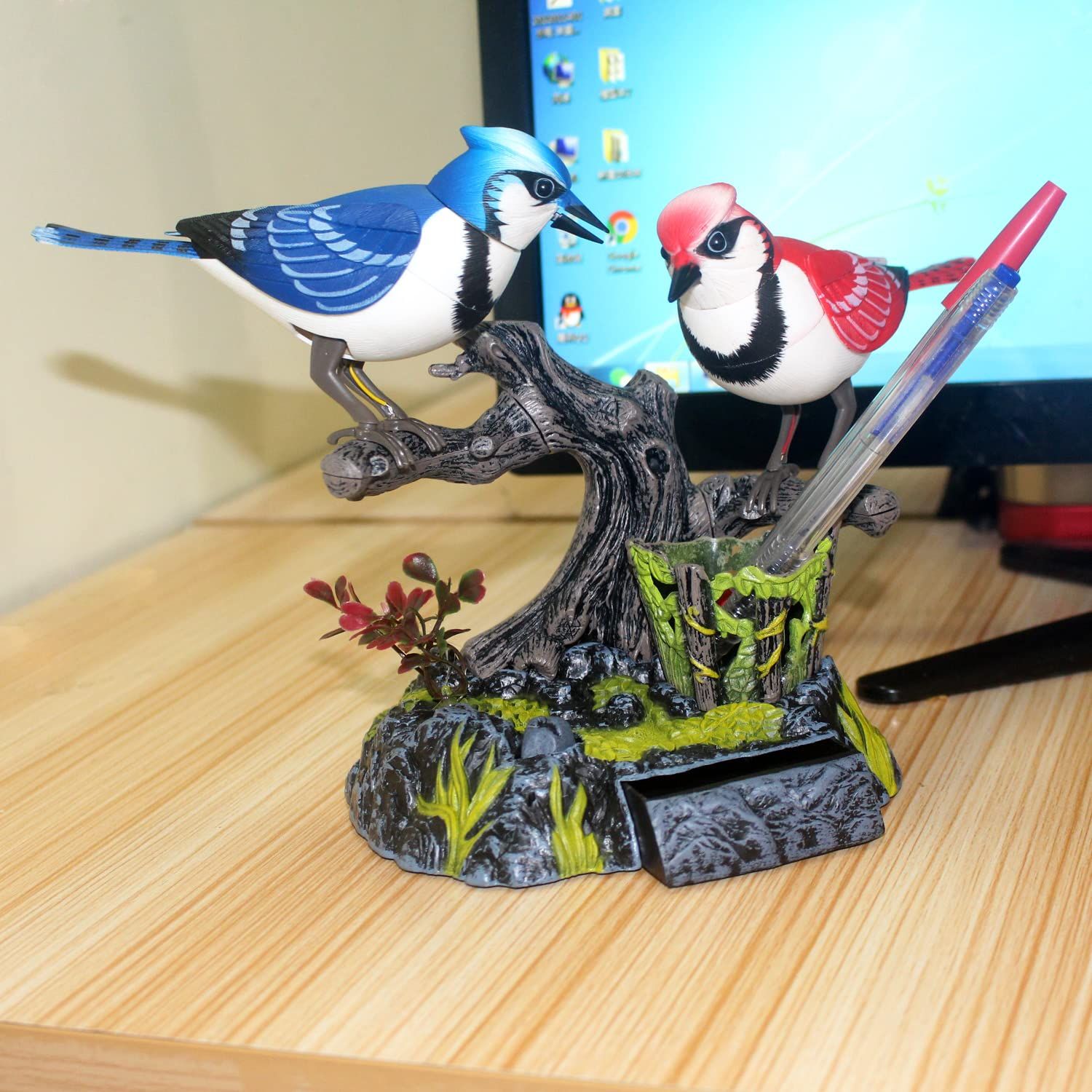 Tipmant Simulation Electric Birds Toys Voice Controlled Electronic Animal Pets Realistic Pen Holders Office Home Decor Ornament Kids Birthday Gifts (Blue)