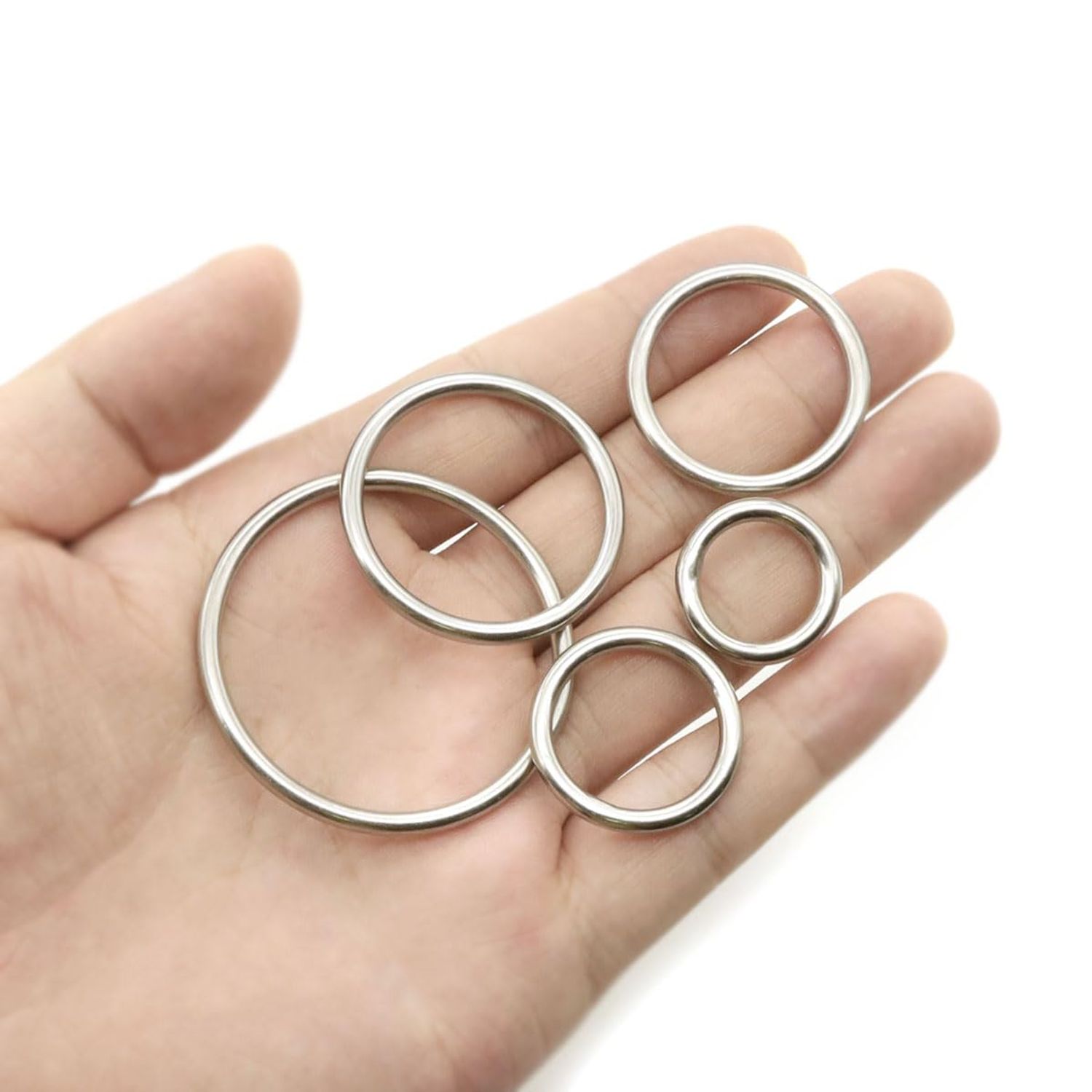 Hamineler 50 Pcs Stainless Steel Smoothing Welded O-Ring, 15/20/25/30/40mm Inside Diameter Metal Round Rings for Camping Belt, Dog Leashes, Hardware (Thickness 3mm, 10 of Each)