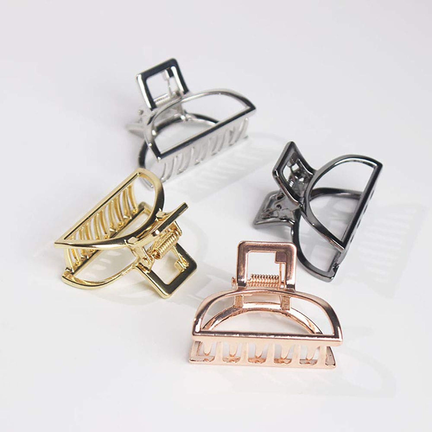 Set of 4 Women Vintage Metal Small Hair Claw Hair Jaw Clips Ponytail Clip Hair Clamp Accessories (Semicircle)