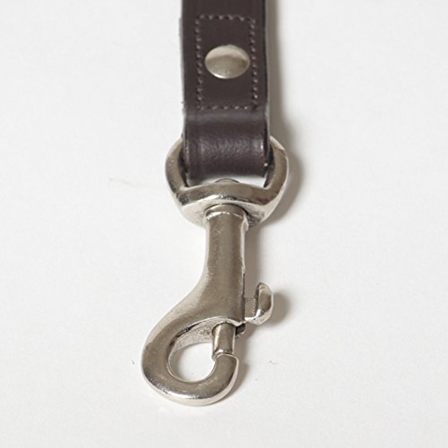 Medium Decorated Genuine Leather Dog Leash – 6 Feet with Beaded Decoration and Padded Handle