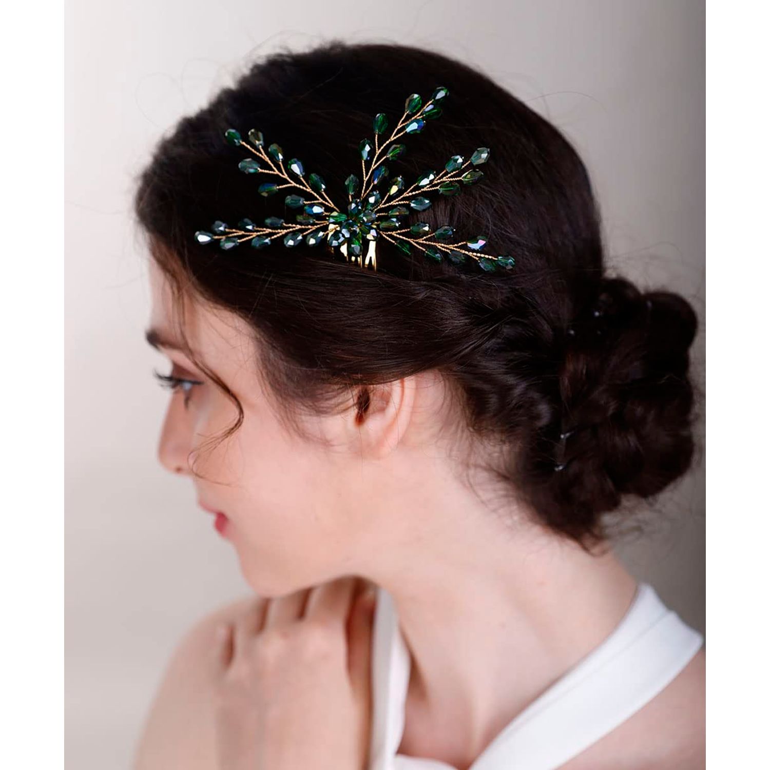 Chargances Rhinestone Bridal Wedding Hair Comb Purple Flower Bridal Side Comb Beaded Crystal Hair Vine Pieces Handmade Hair Accessories for Women and Girls (Purple)