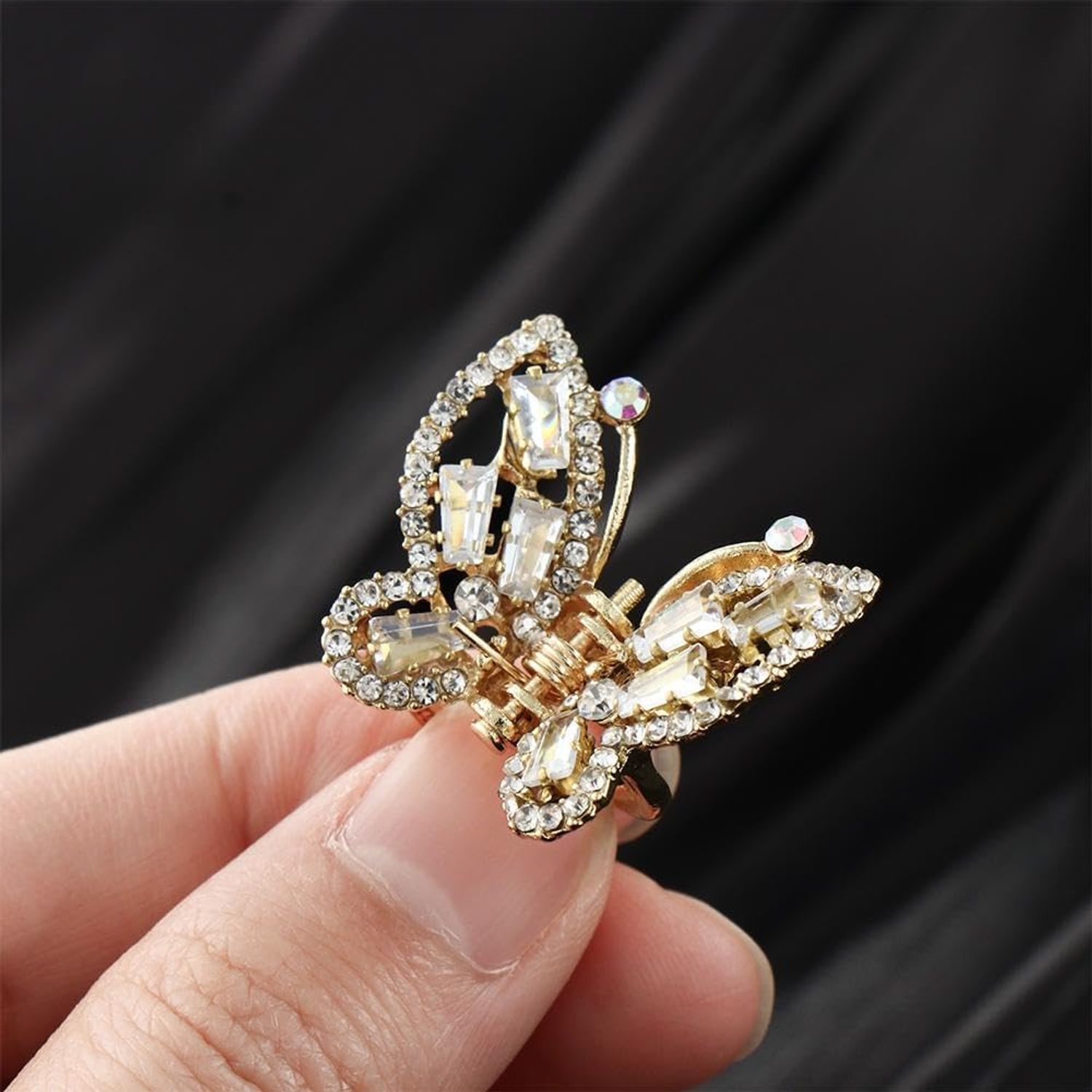 Gold Butterfly Hair Claw Transparent Elegant Hair Accessories Rhinestone Korean Sweet Girl Pearl Hair Clip，Clips and Barrettes
