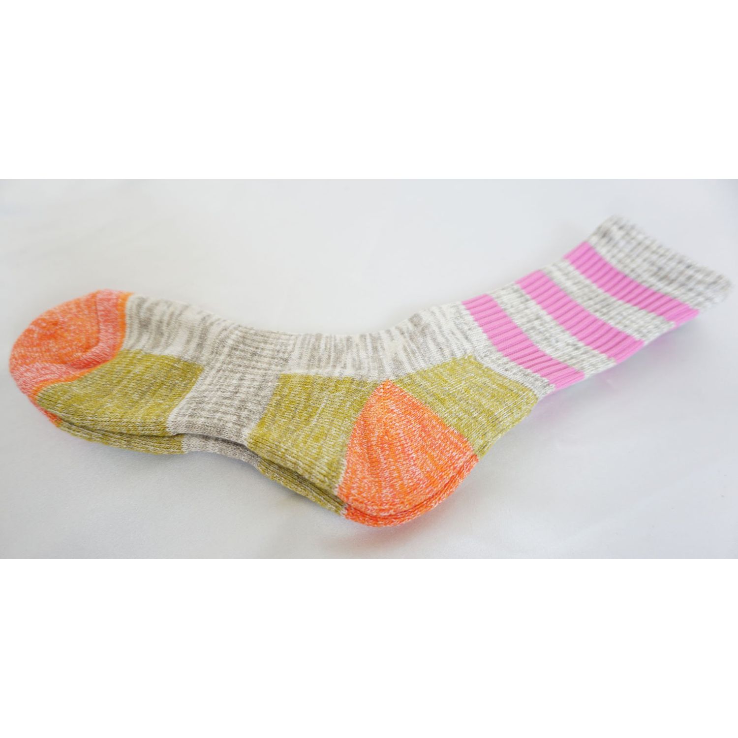 SEOULSTORY7 5Pack Women's Multi Performance Padded Hiking/Outdoor Crew Socks 5Pack Assortment Solid3P /Stripe2P Small