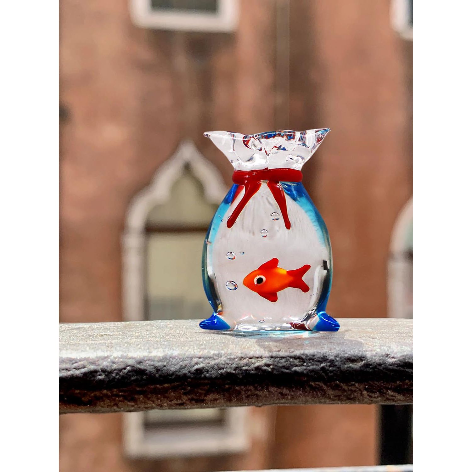 Miniature Glass Goldfish, Tiny Goldfish in a Bag, Dollhouse Glass Goldfish Figurine, for Aquarium Fish Glass Ornament, Dollhouse Miniature DIY, Seaworld, Ocean Lover (1PCS)
