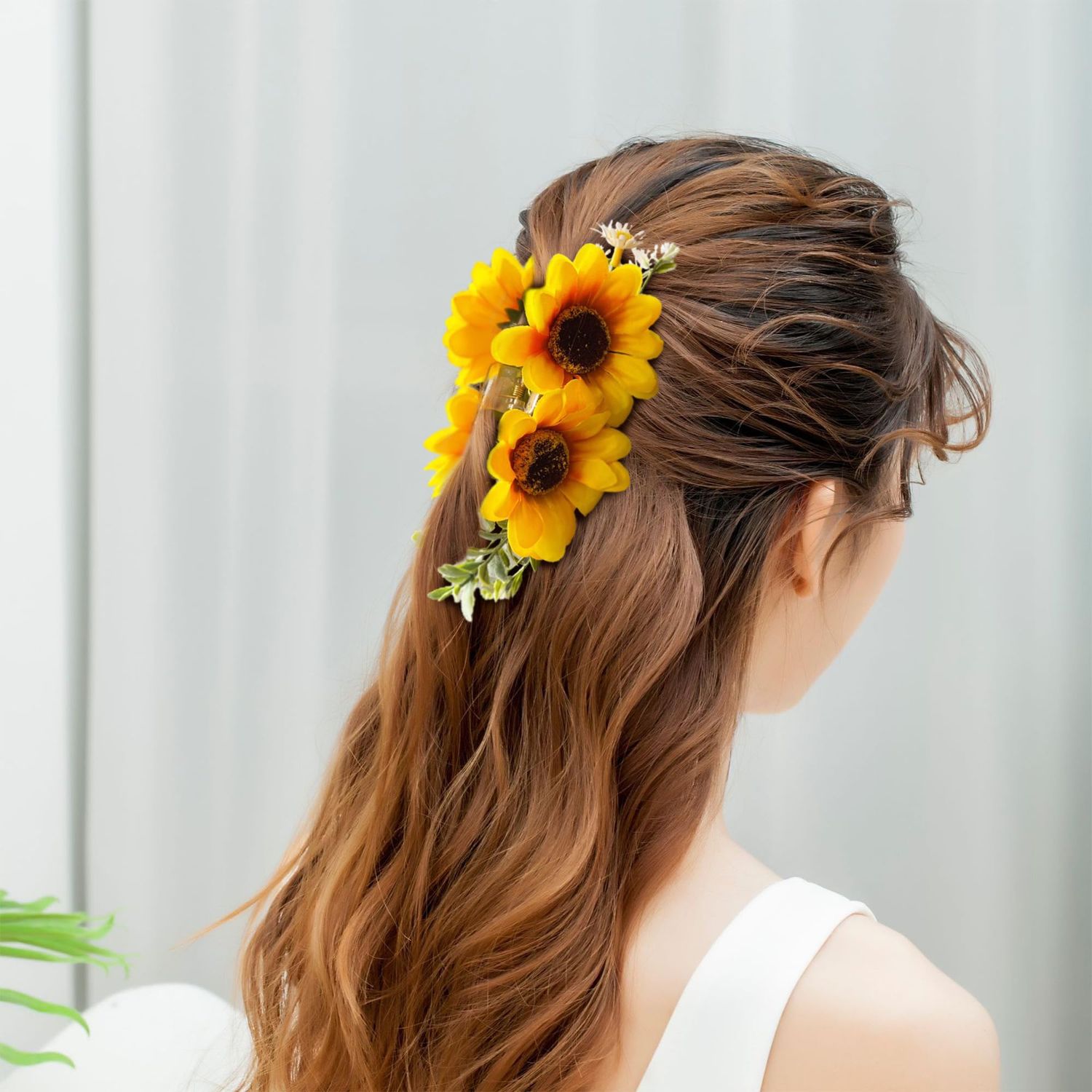 Sunflower Hair Claw Clip, Floral Hair Accessory for Women and Girls, Yellow Flower Hair Clip Cute Sunflower Barrette for Girls, Big Flower Claw Clip Stylish Daisy Hair Accessory for Women and Girls