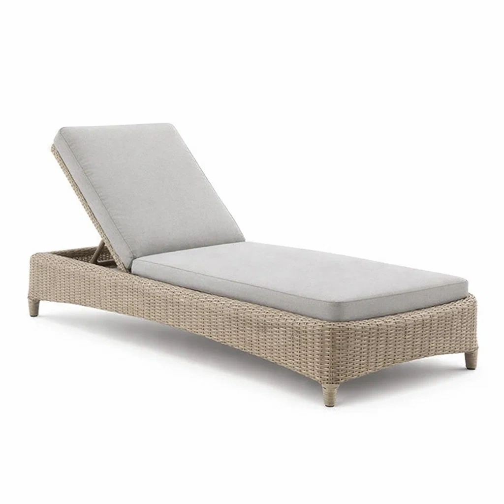 Polyrattan Gartenliege mit grauem Kissen-Furniavexo