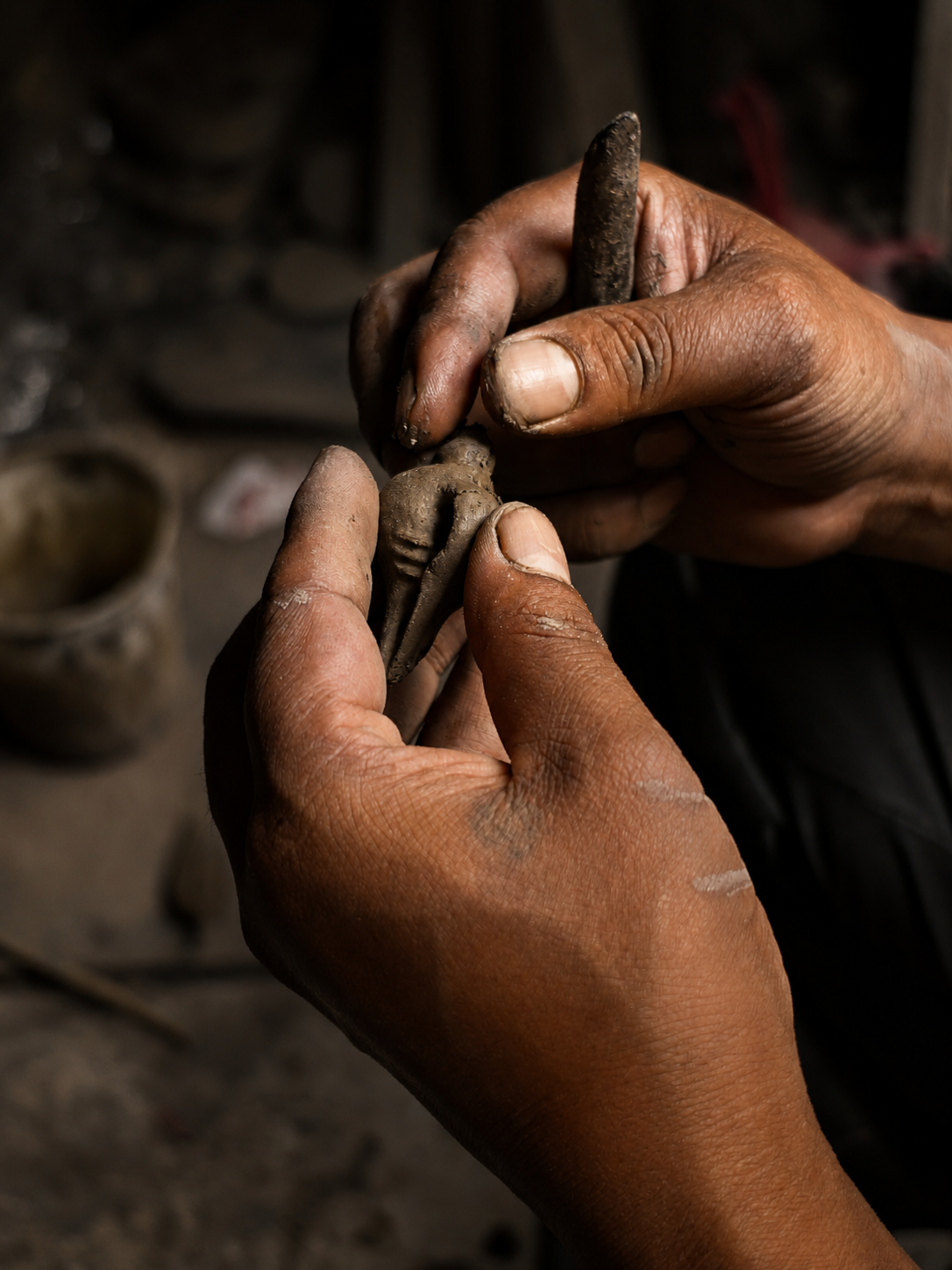 Traditional Tibetan incense workshop