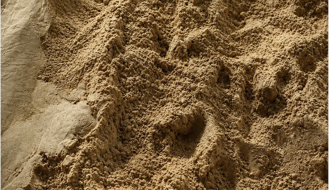 Sandalwood and warm spices