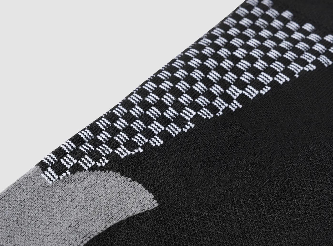 FitVille MuscleMate Sports Compression Socks V2 (Unisex)