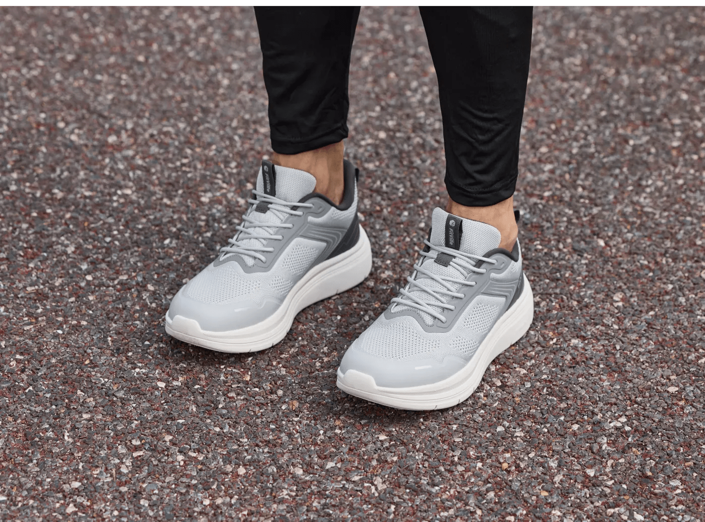 Men's Cloud Wanderer V23 - 10