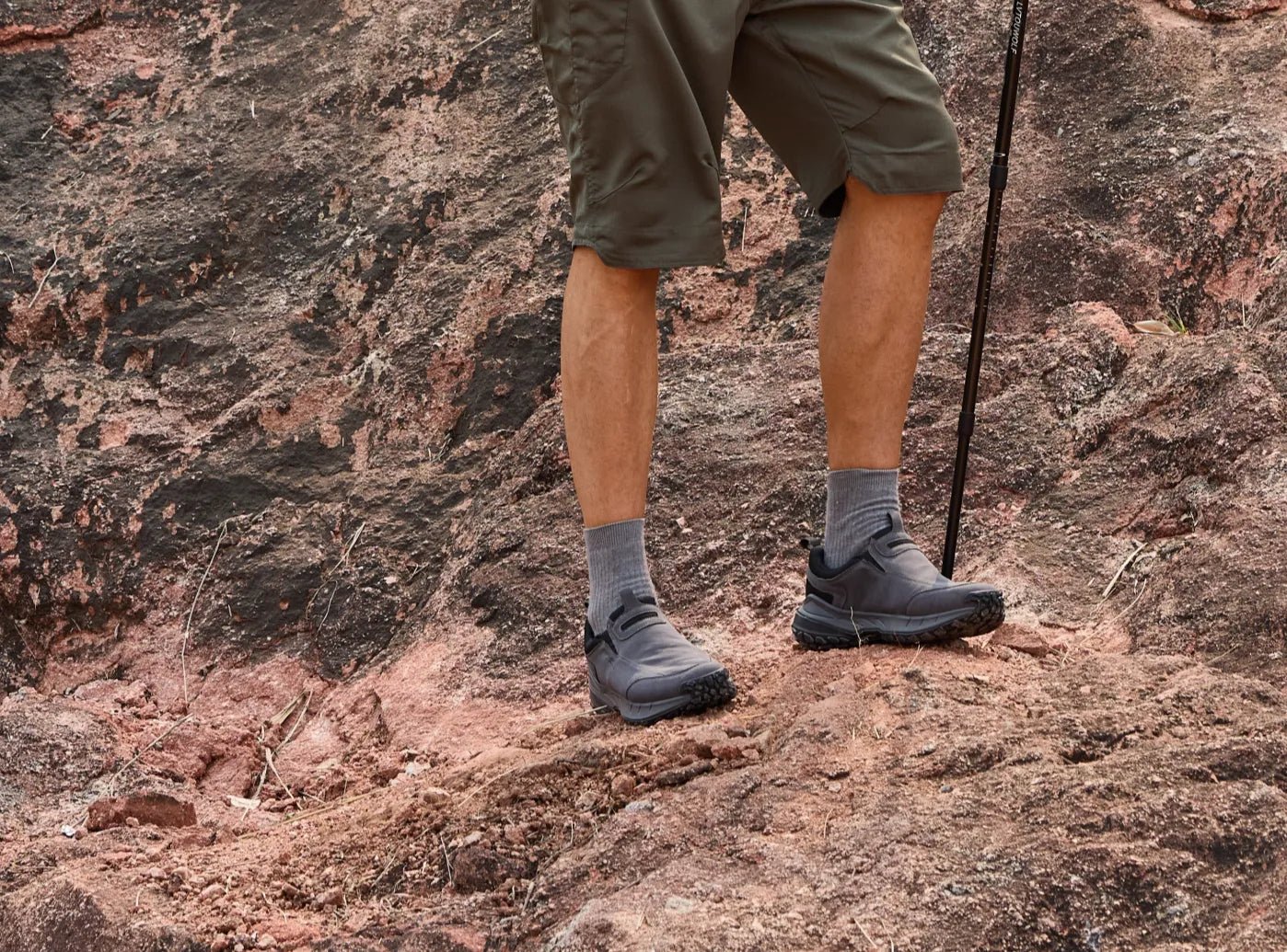 FitVille Men's Low - Top LugMax Outdoor Slip - On V3 - 22