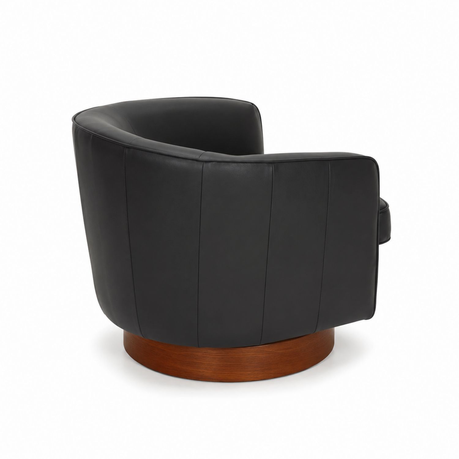 Silla giratoria de piel negra con base de madera
