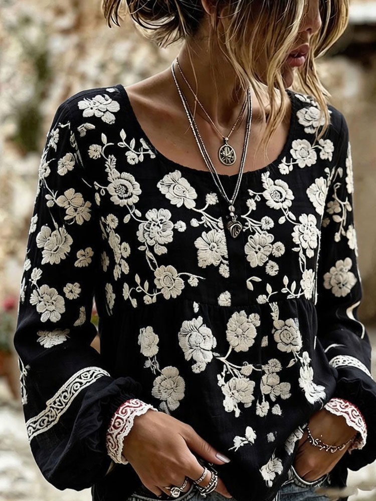 Women's Retro Bohemian Style Plant Embroidered Printed T-shirt