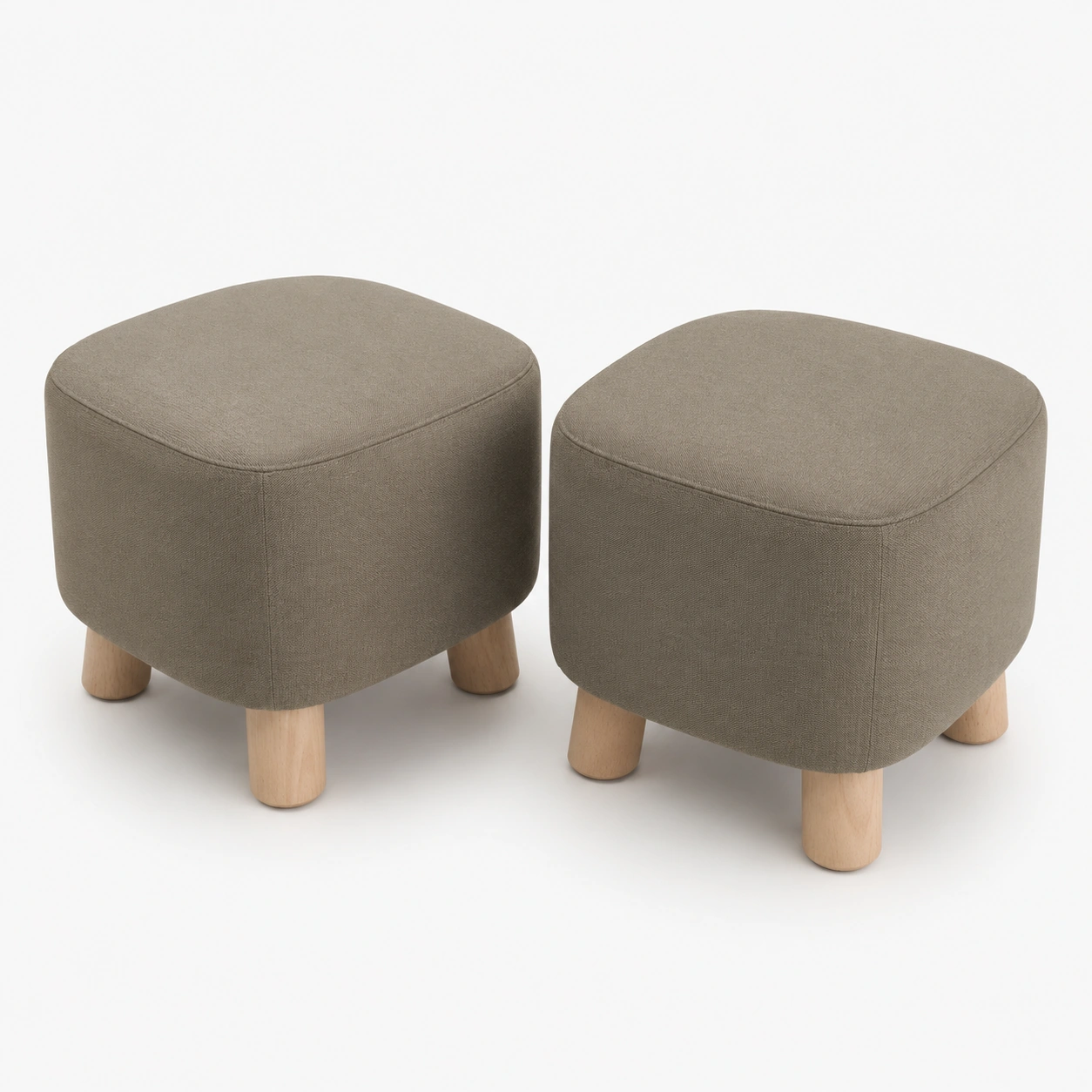 Juego de dos puffs bajos de tela
