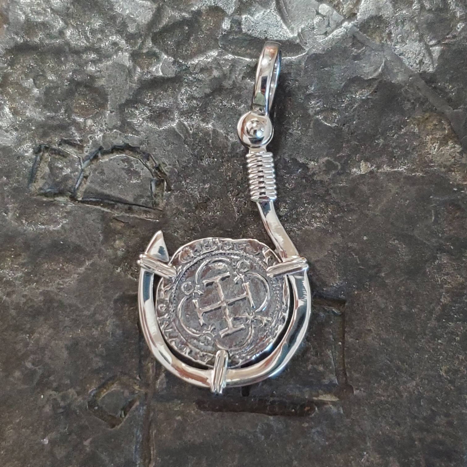 Fish Hook Pendant - Lost Treasure