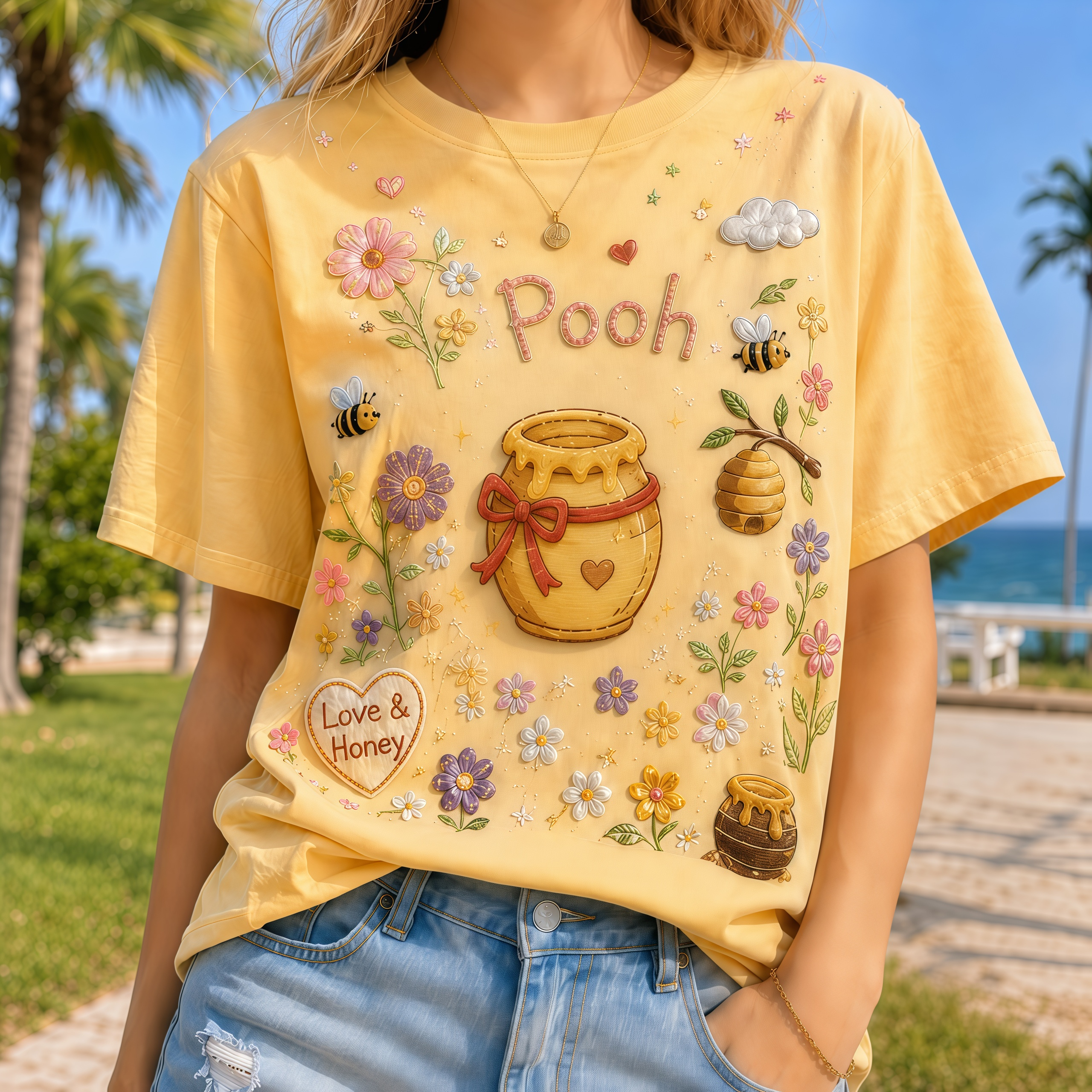 Pooh Love & Honey Garden Honey Style Women's Short-Sleeve Top