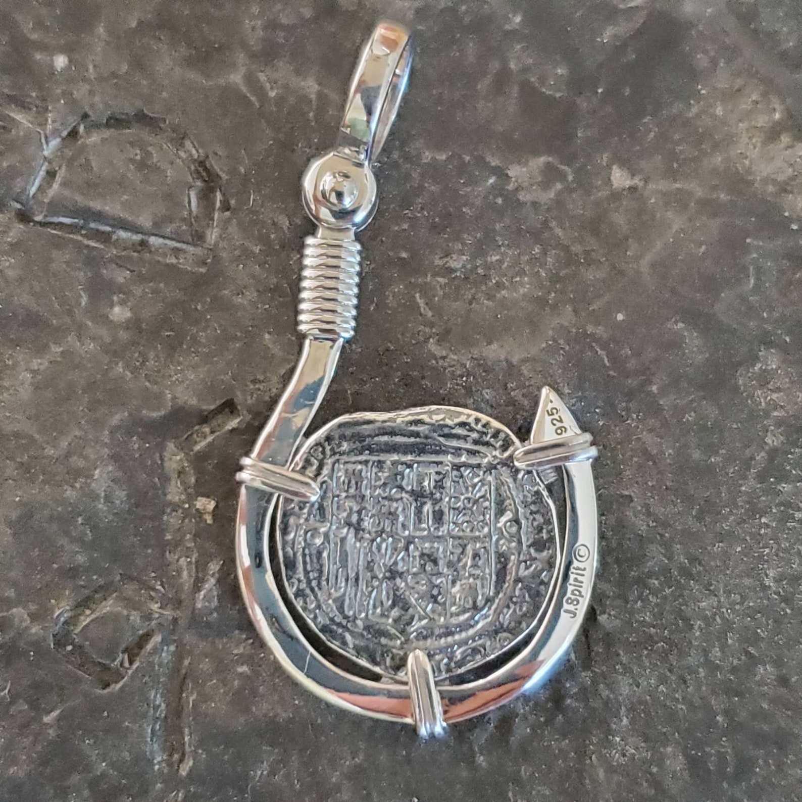 Fish Hook Pendant - Lost Treasure