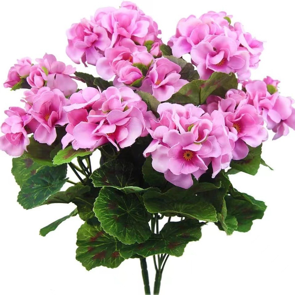 🌸 Lush, UV-Resistant Artificial Geraniums – Real Look, No Maintenance! 🌞🏡