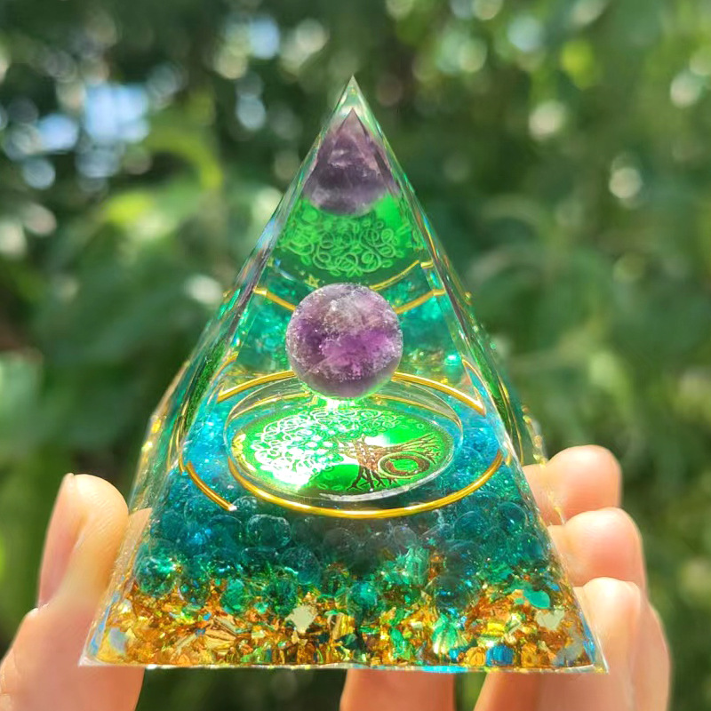 Glimmer Crystal Pyramid Energy Generator