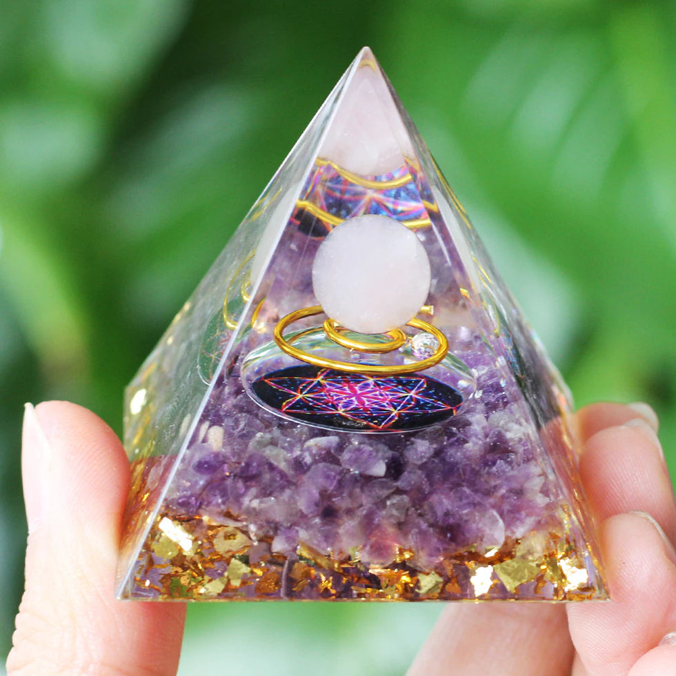 PyraPrism with Base Light