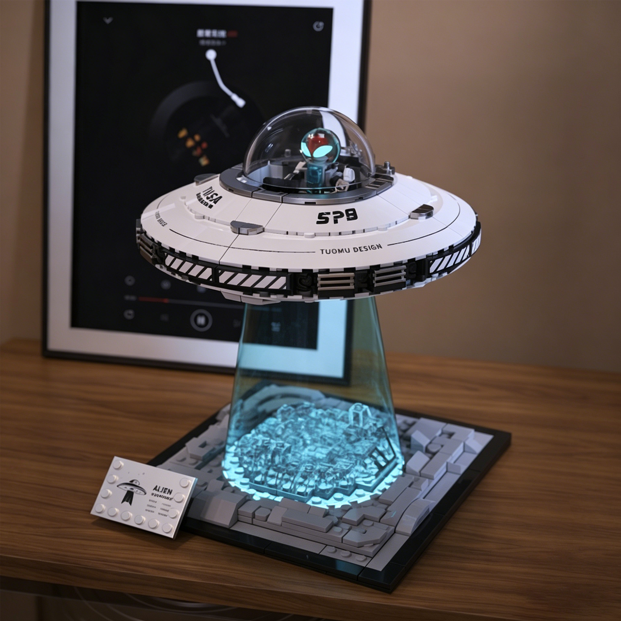 UFO Spacecraft Building Set